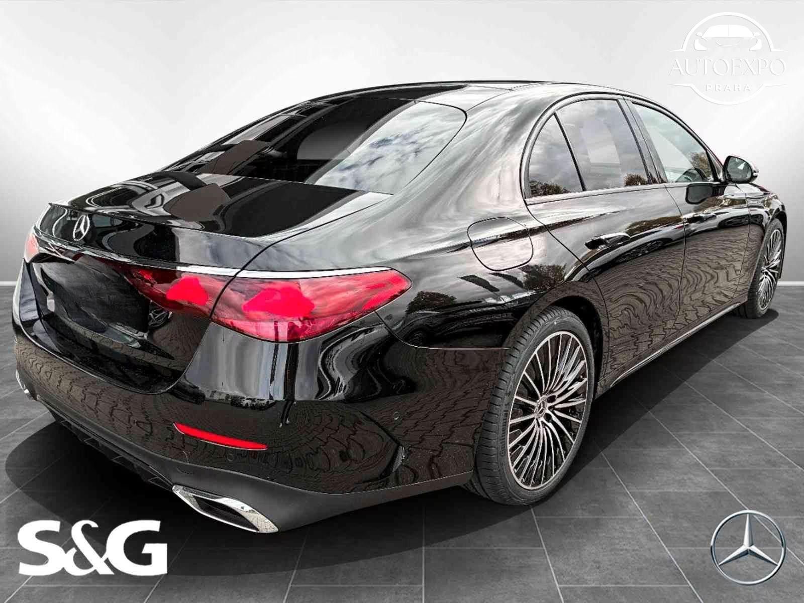 Mercedes-Benz Třídy E, 450d 4Matic* AMG DISTRONIC - fotka 3