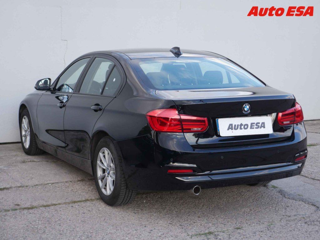 BMW Řada 3, 1.5 i,2.maj,ČR - fotka 4