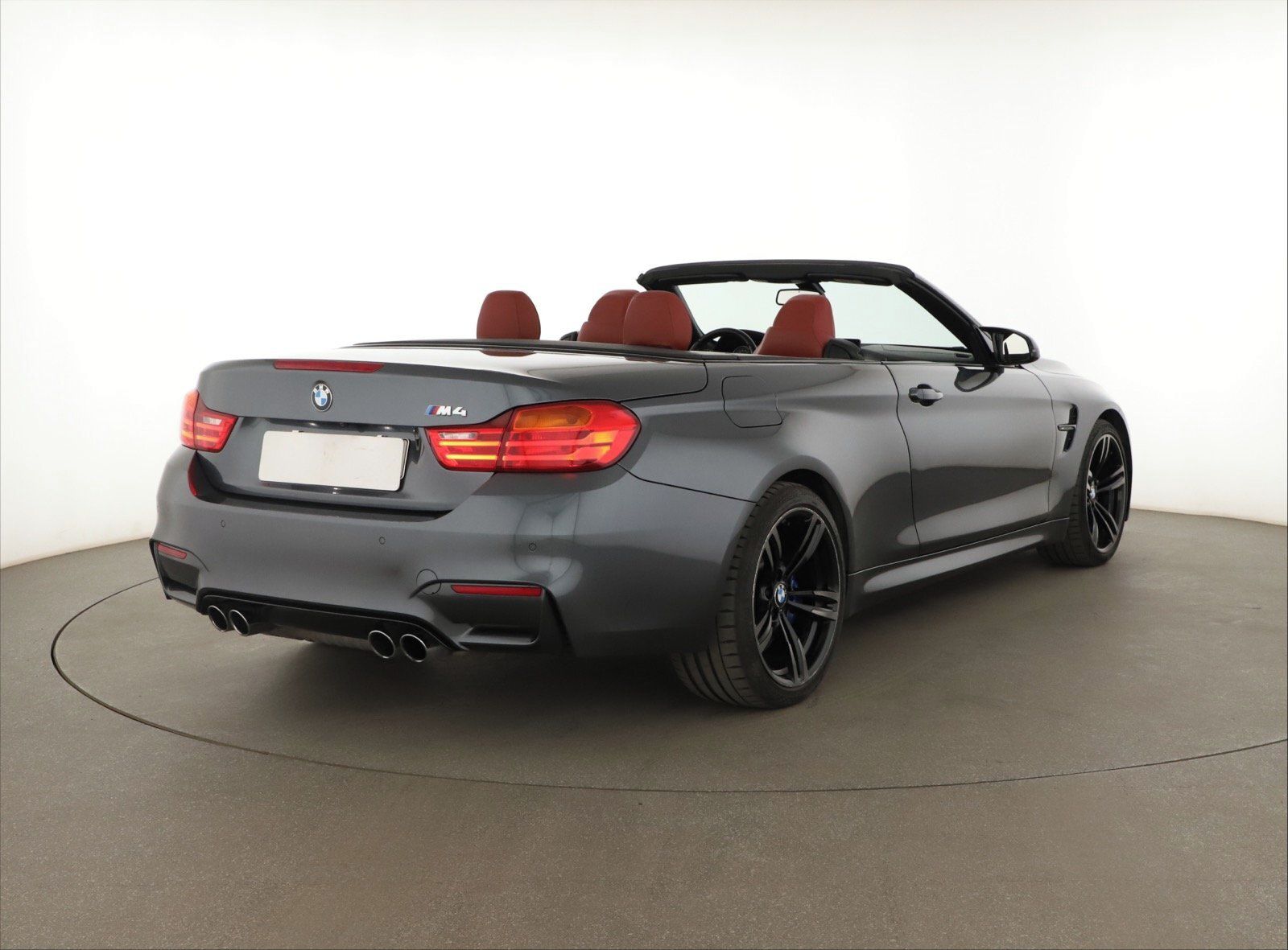 BMW M4, M4, ČR, DPH, 2. Majitel - fotka 5