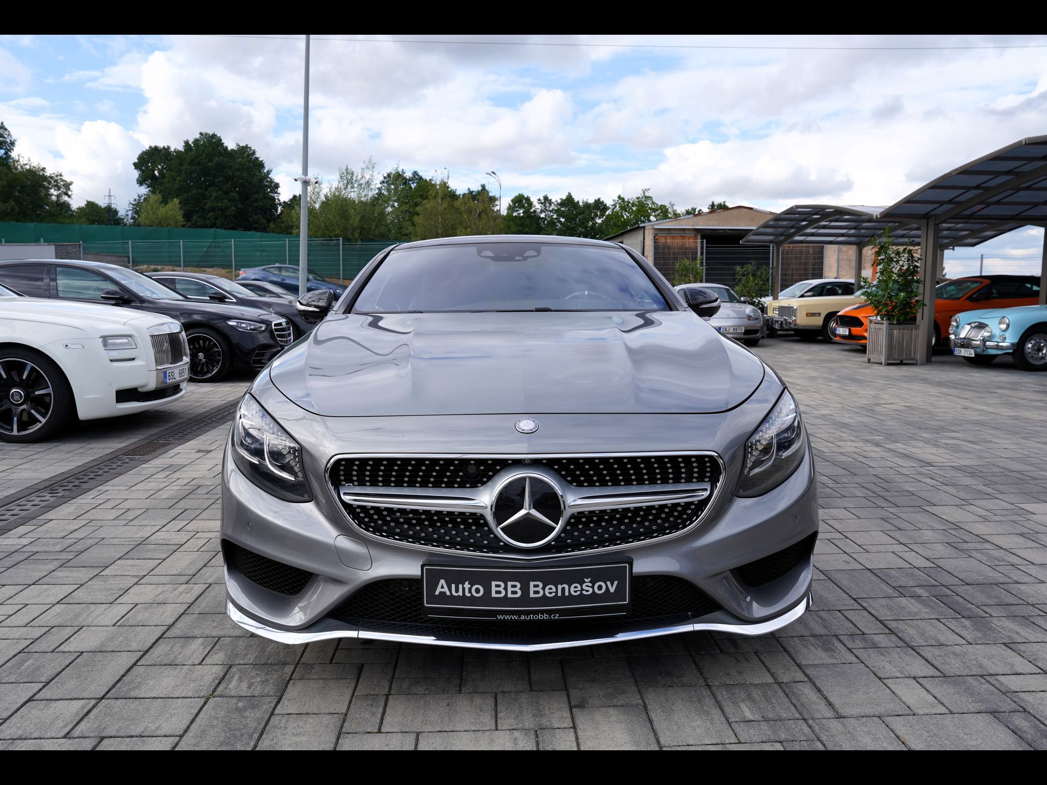 Mercedes-Benz Třídy S, S 500 4Matic Coupe AMG