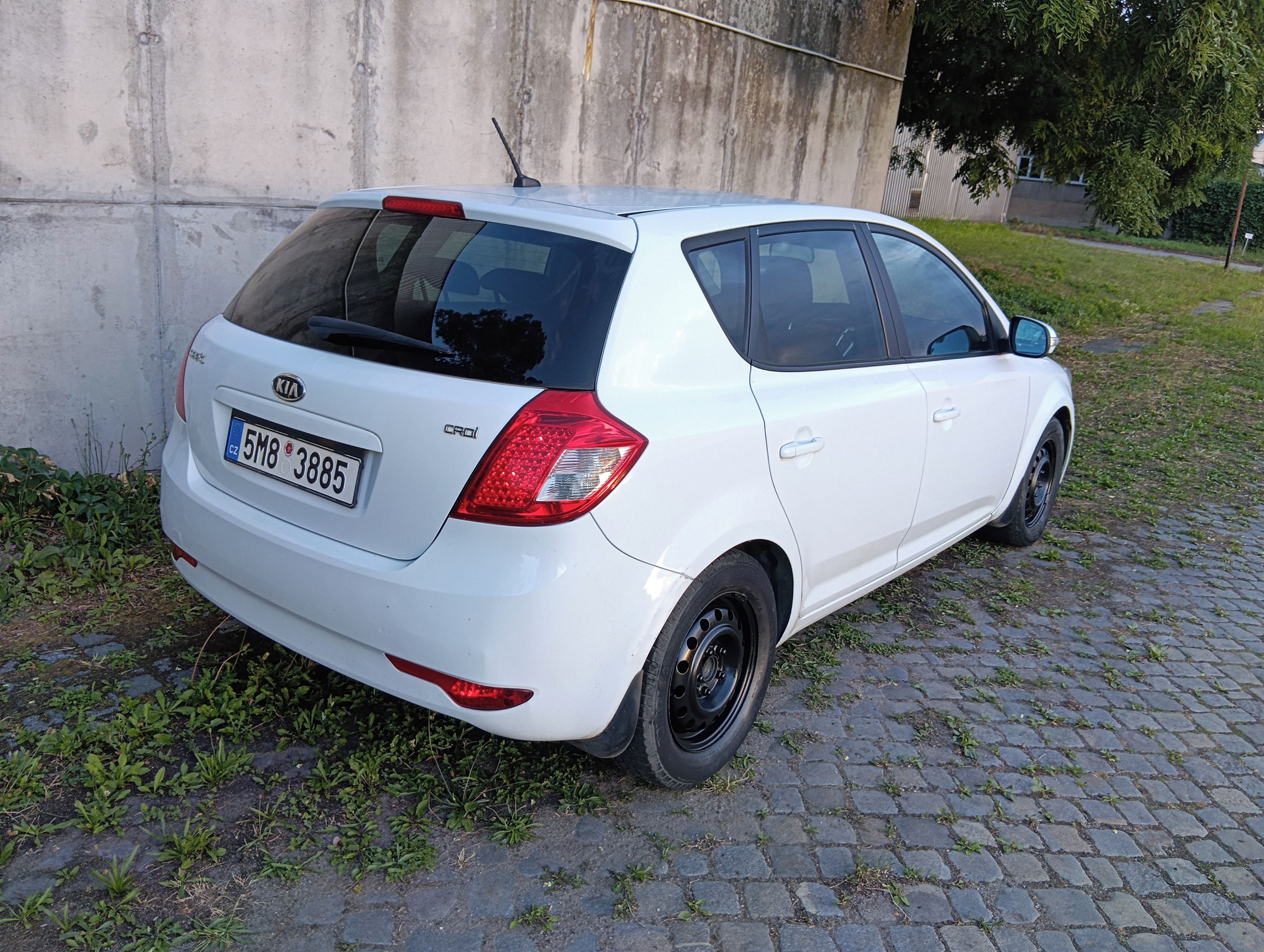 Kia Cee´d, 1.6 D/85 kW, AUTOMAT, výhřev, - fotka 5