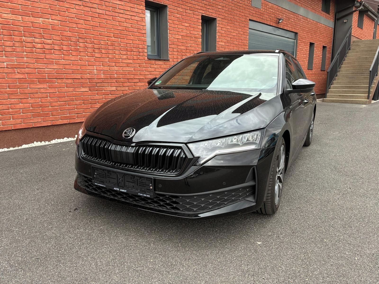 Škoda Octavia, 1.5TSi 110KW SPORTLINE DSG - fotka 2