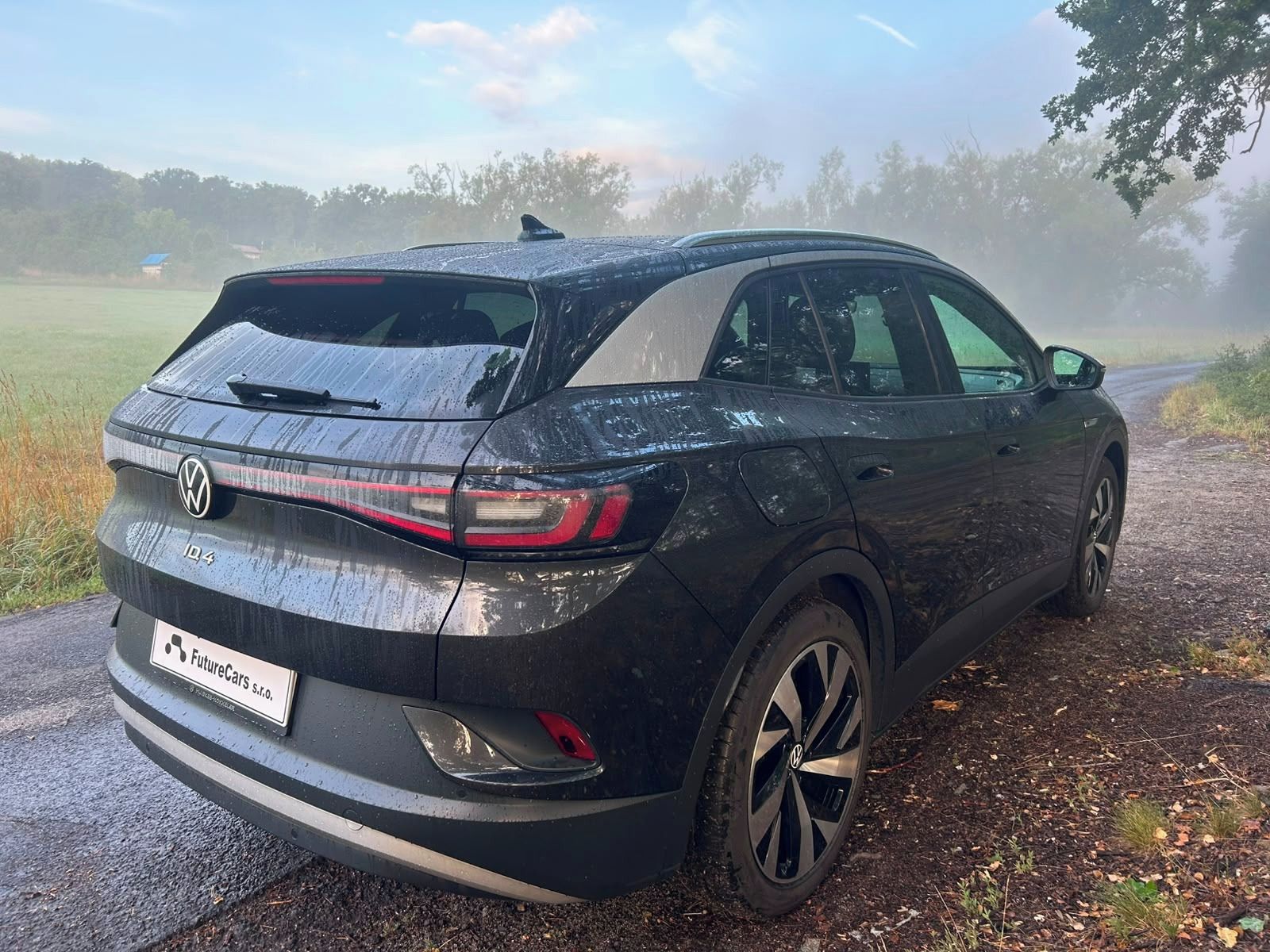 Volkswagen ID.4, 150 kW, 82 kWh, tažné, SOH 88% - fotka 5