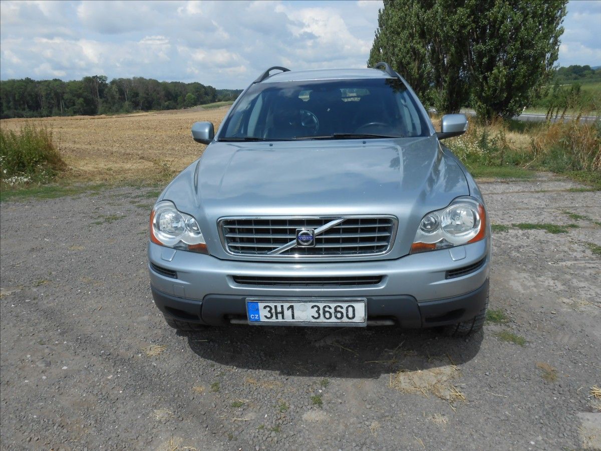 Volvo XC90, 2,4 D5D 136 kW  CZ  Serviska - fotka 3