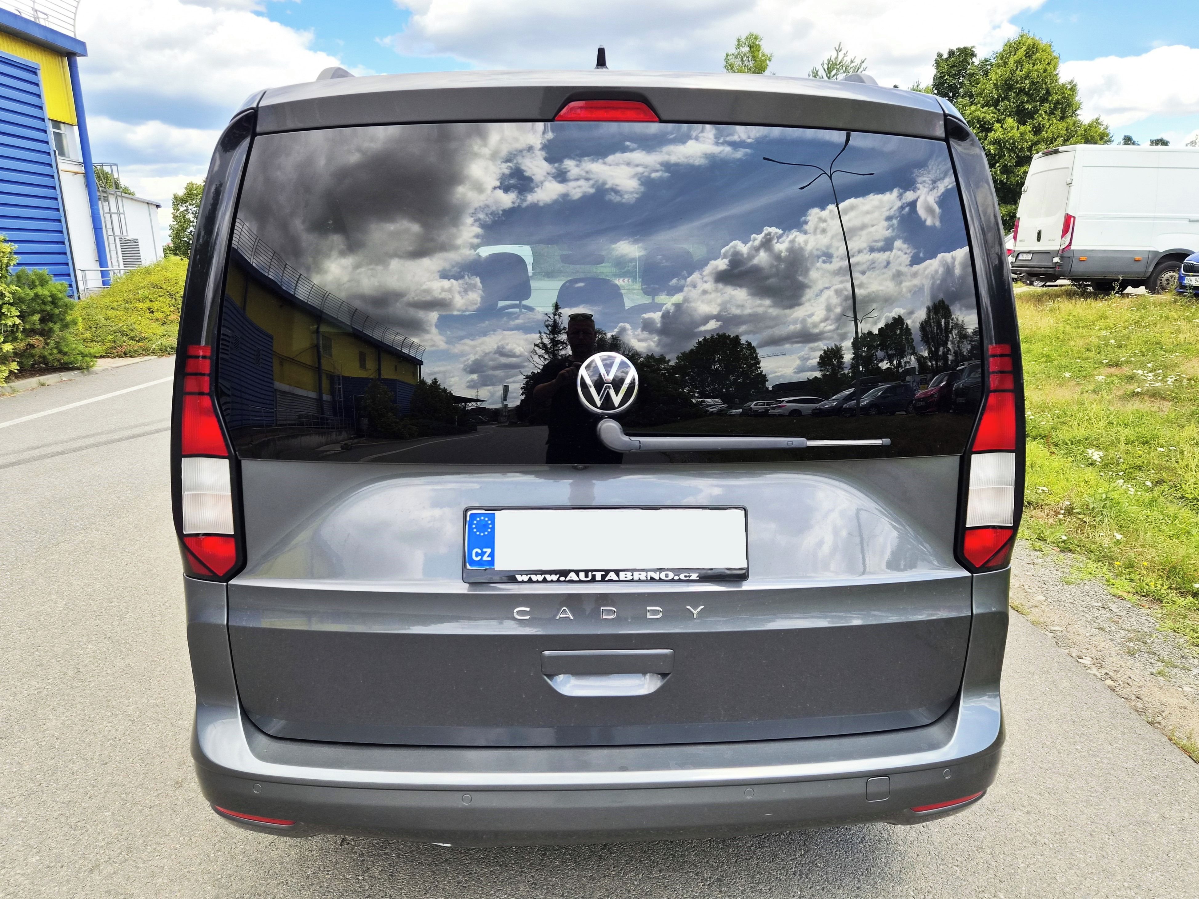 Volkswagen Caddy, 2.0TDI LONG/MAXI 7MÍST DPH - fotka 6