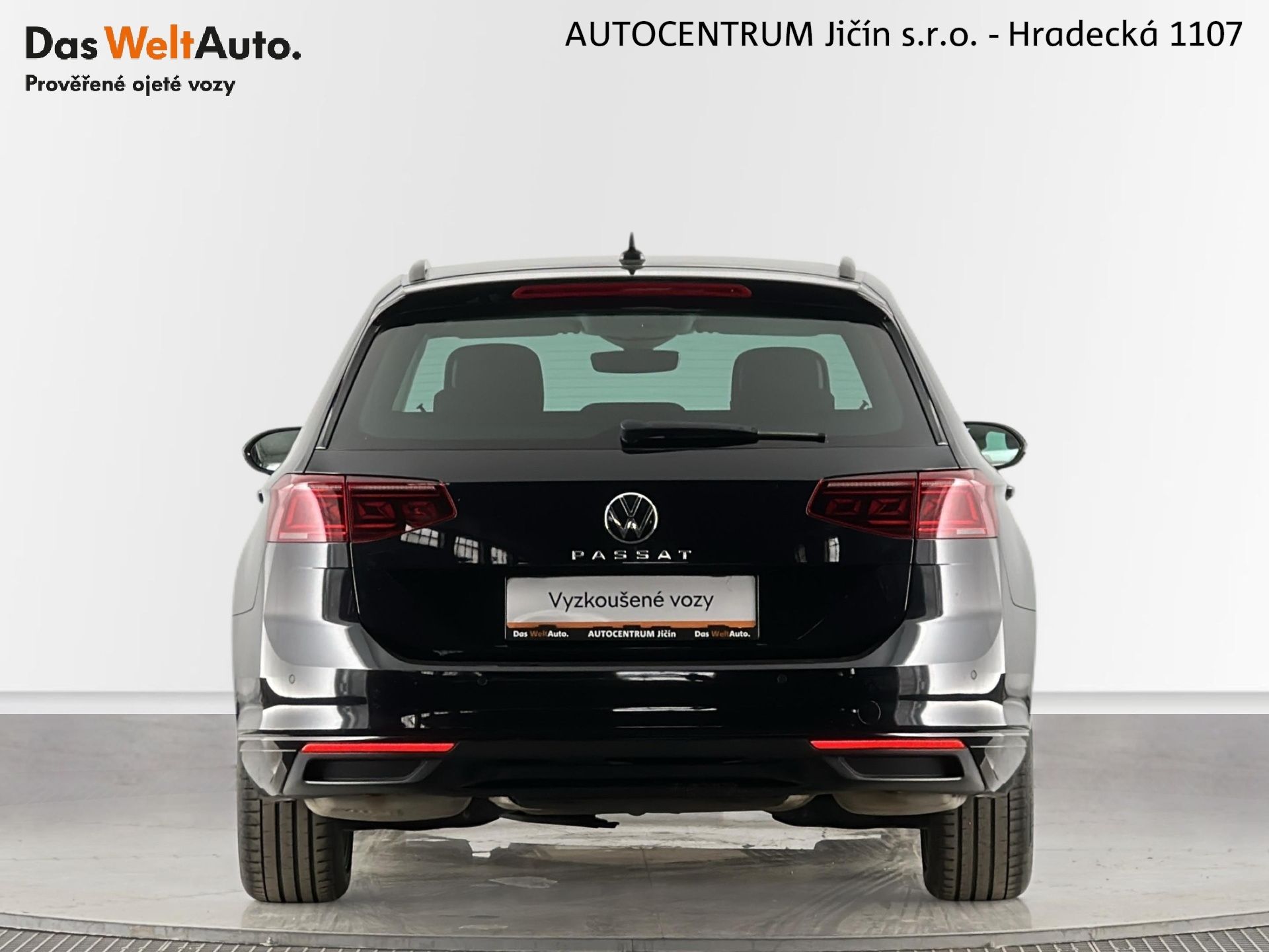 Volkswagen Passat, Business 2.0 TSI 140kW DSG - fotka 6