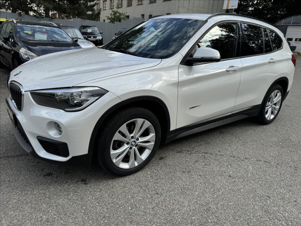 BMW X1, 2,0 xDrive - fotka 3