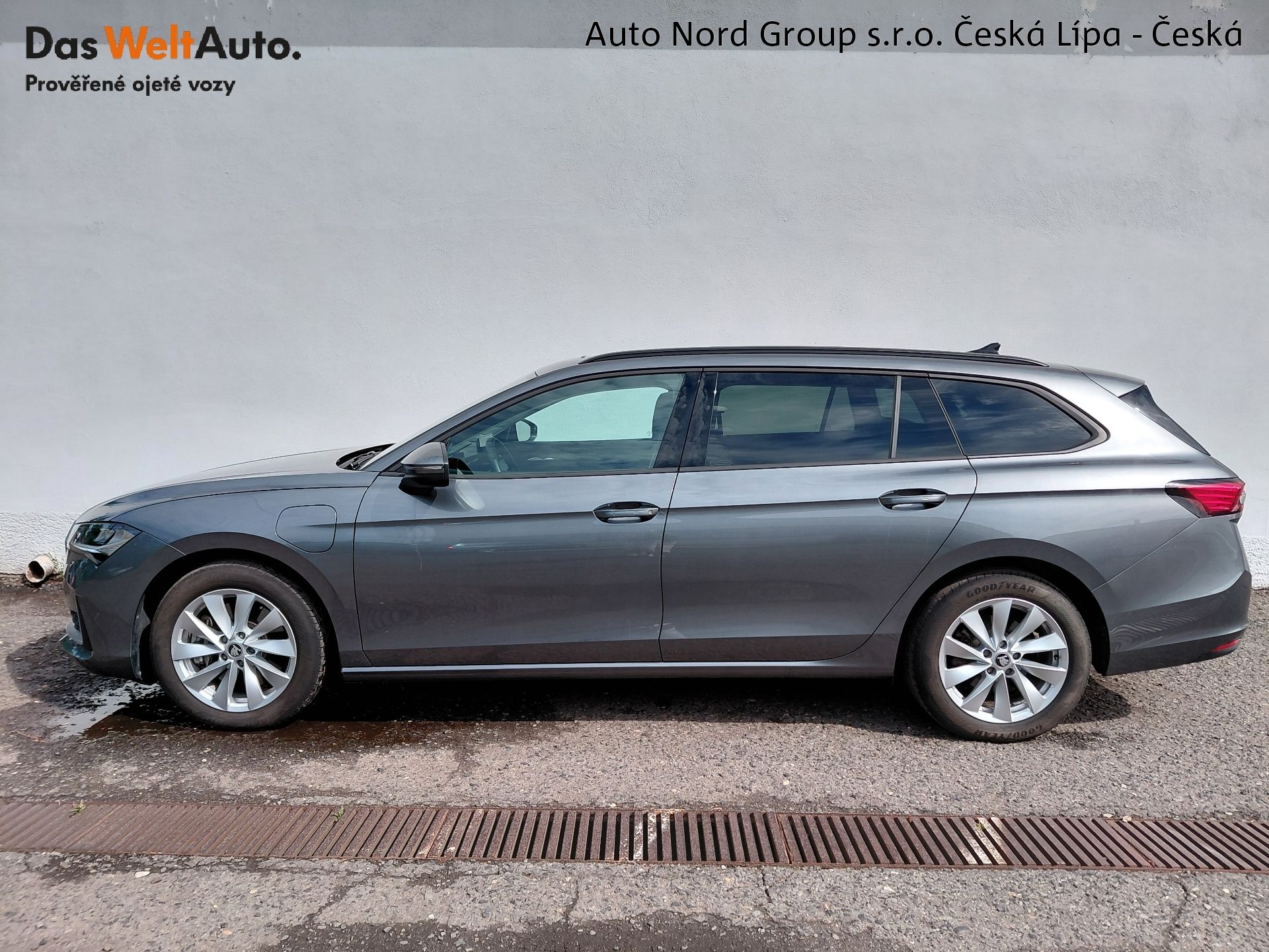 Škoda Superb, Combi iV 1,5 TSI / iV 150 kW - fotka 3