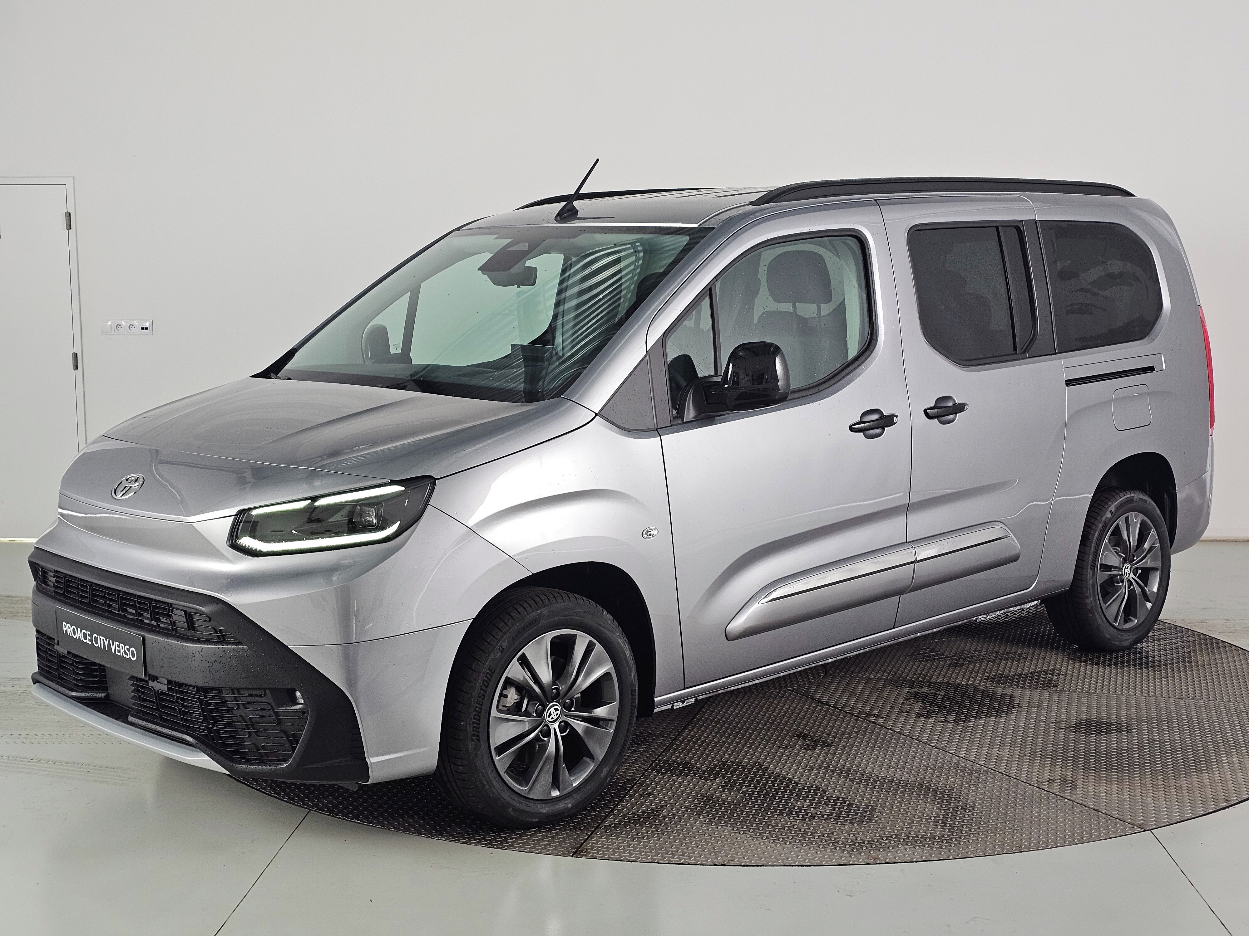 Toyota Proace City Verso, Long 1,5D 130PS Family 7míst