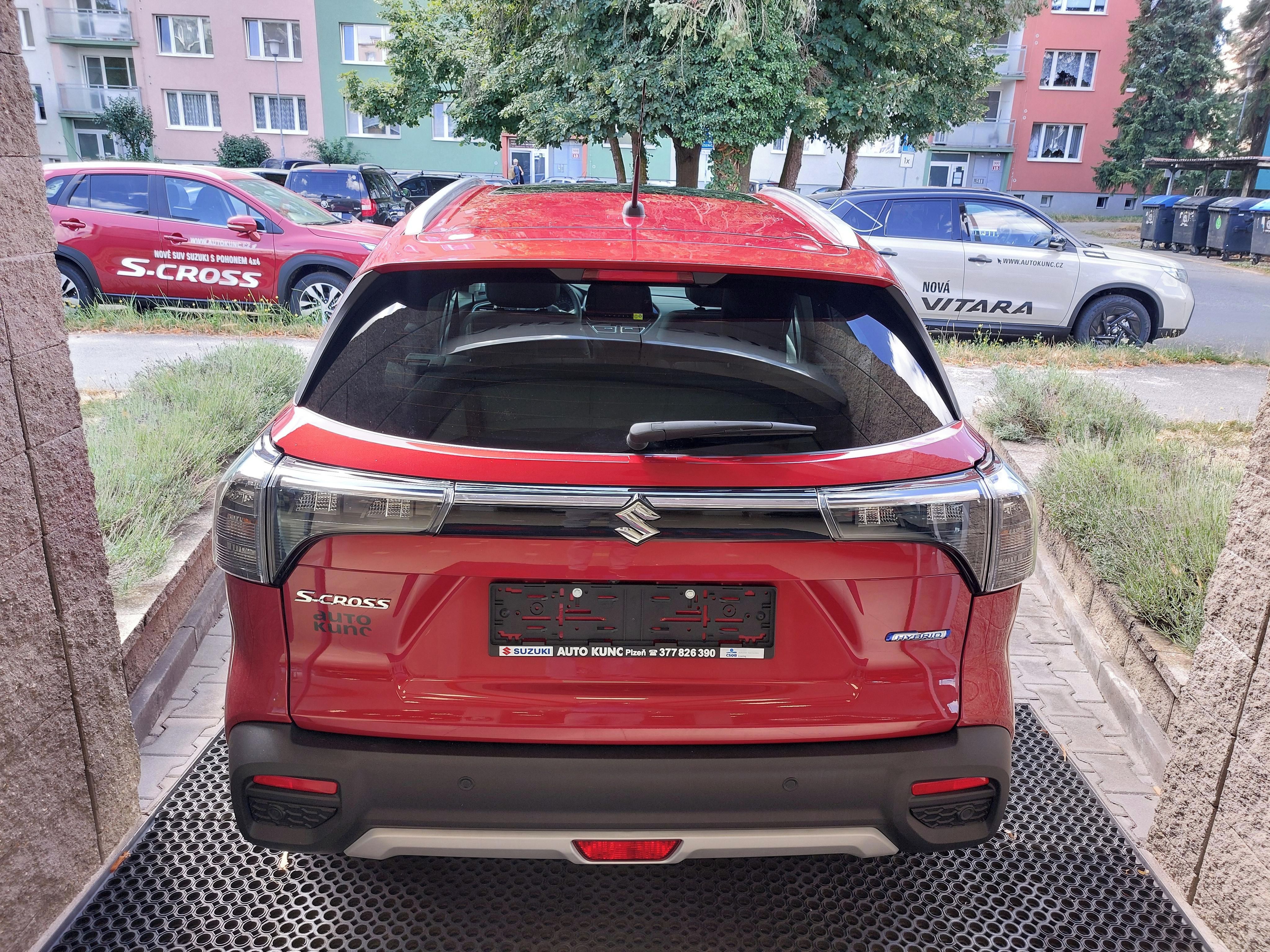 Suzuki S-Cross, 1.4 Elegance AllGrip Panorama - fotka 6
