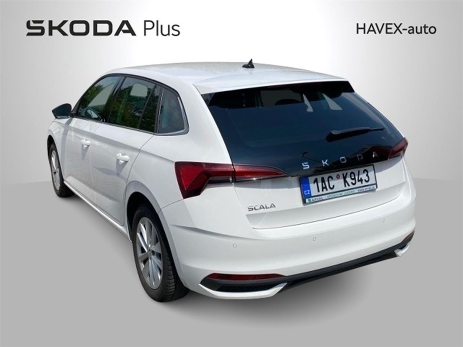 Škoda Scala, 1.0 TSI Top Selection - fotka 2