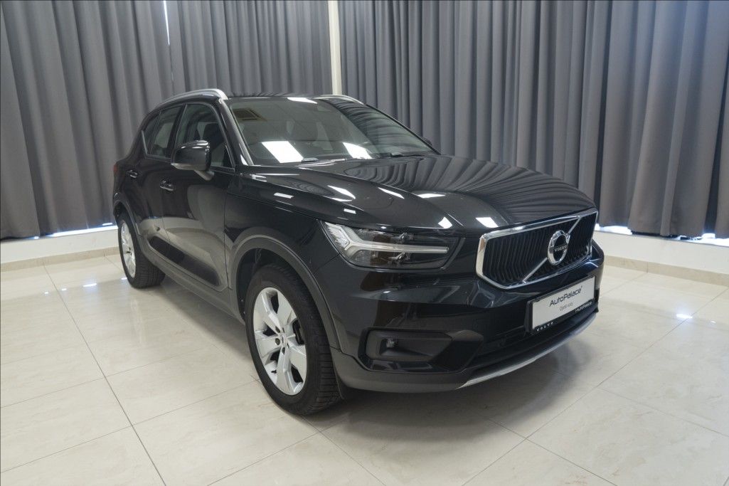 Volvo XC40, 2,0 T5 AWD NAVI KAMERA TAŽNÉ - fotka 3
