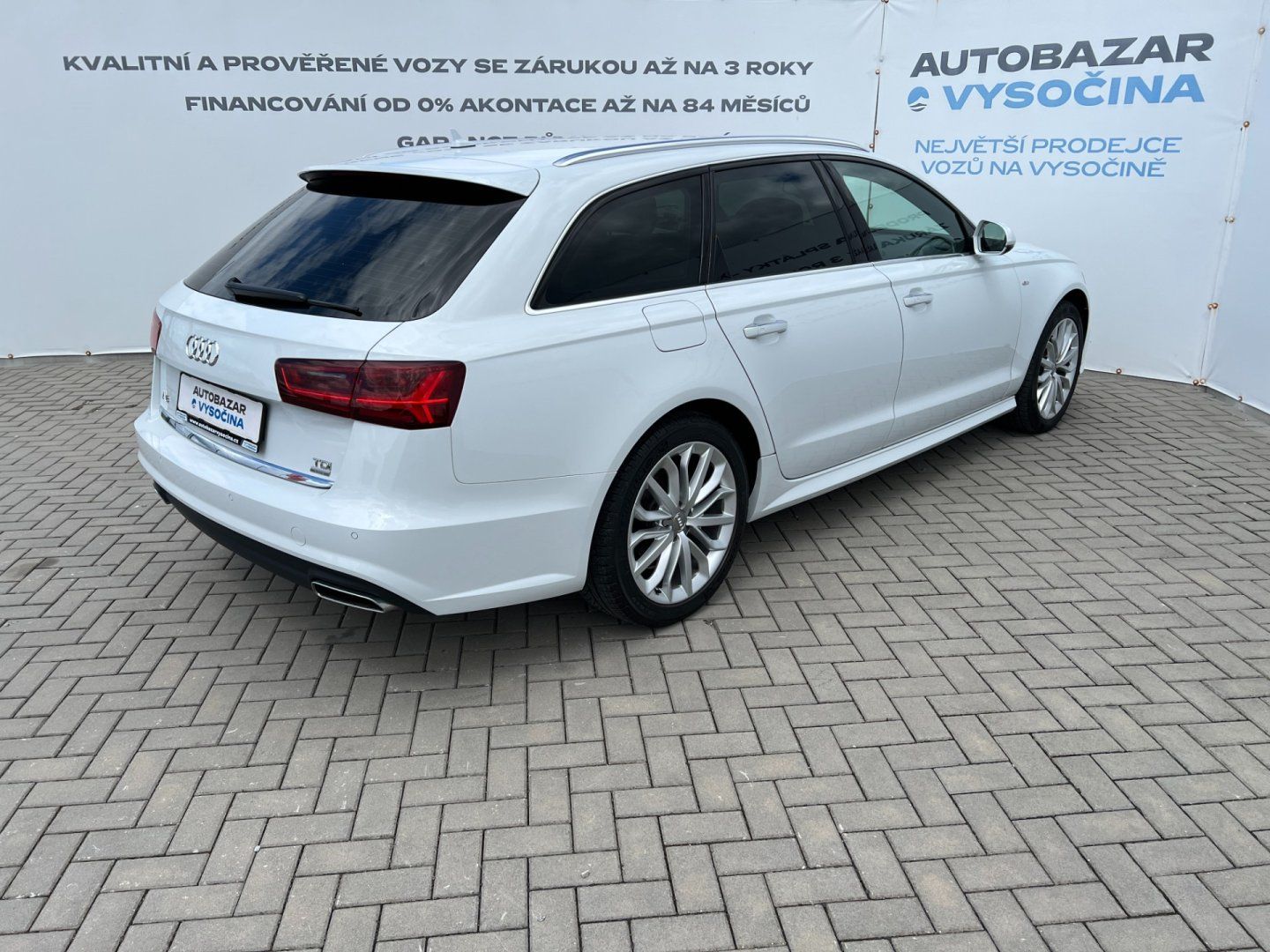 Audi A6, Avant S-line 2.0 TDi 140kW LED - fotka 4