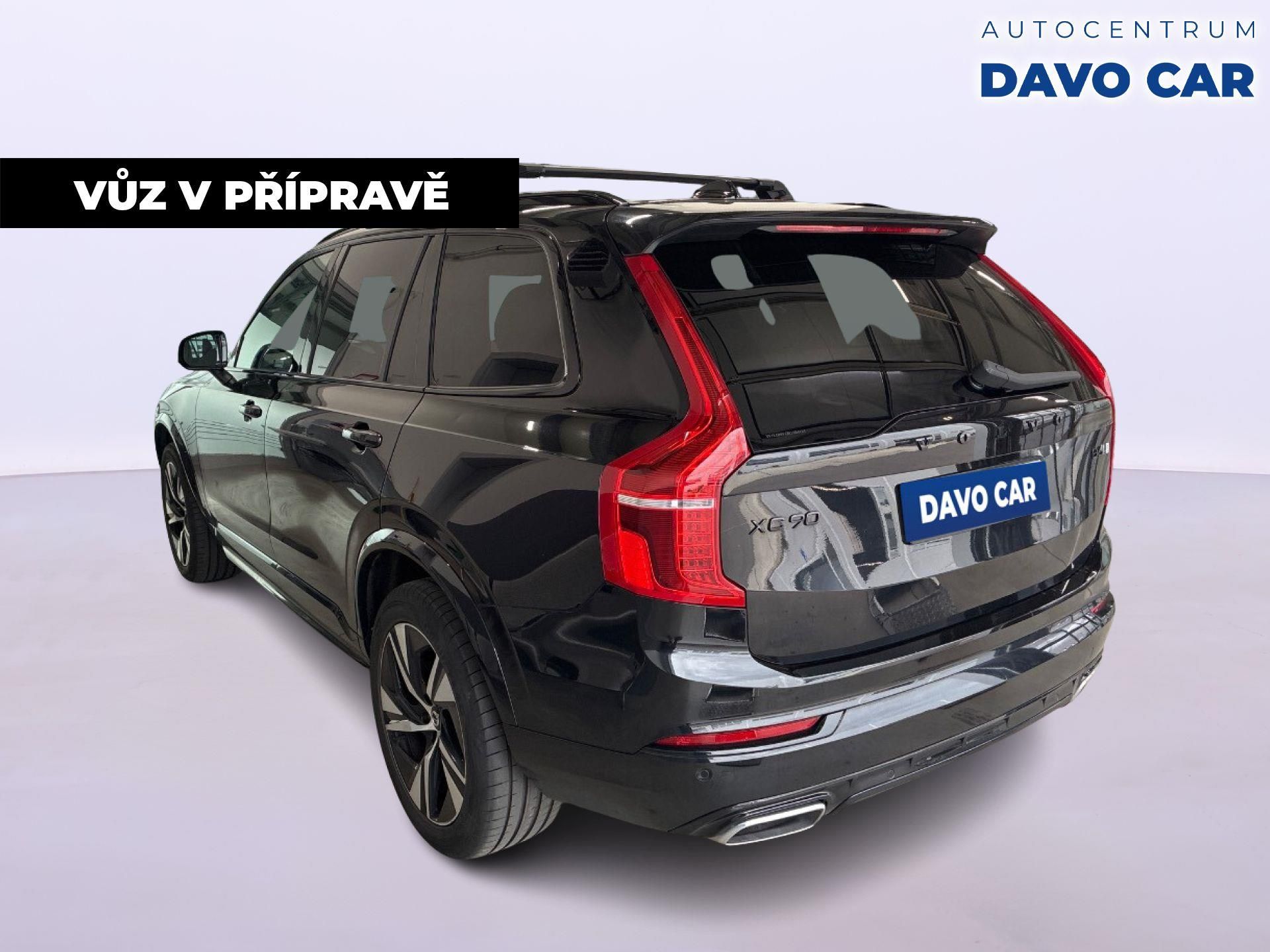 Volvo XC90, 2.0 B6 220kW R-Design CZ Aut. - fotka 4