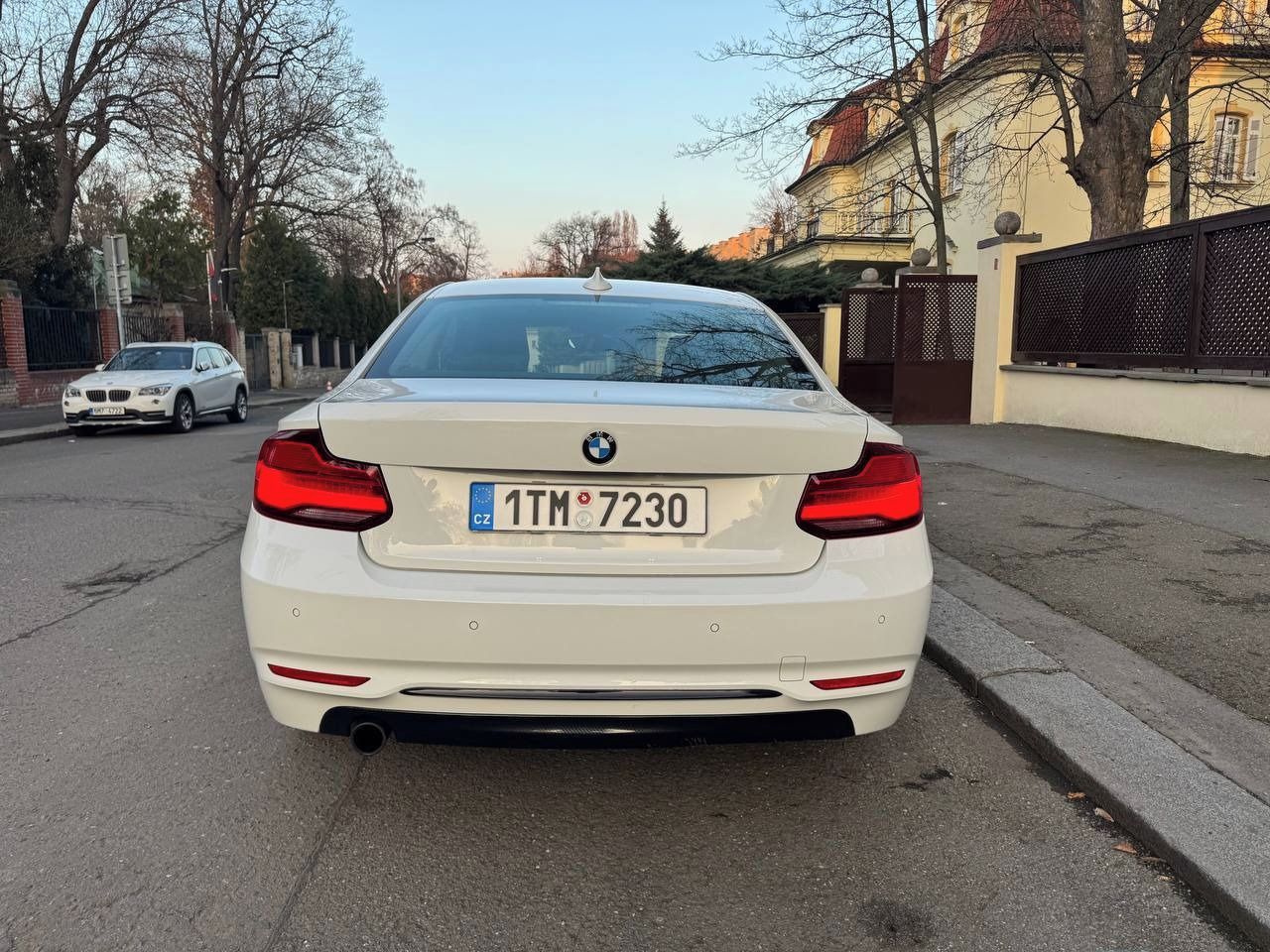 BMW Řada 2, BMW 2 kupe - fotka 6