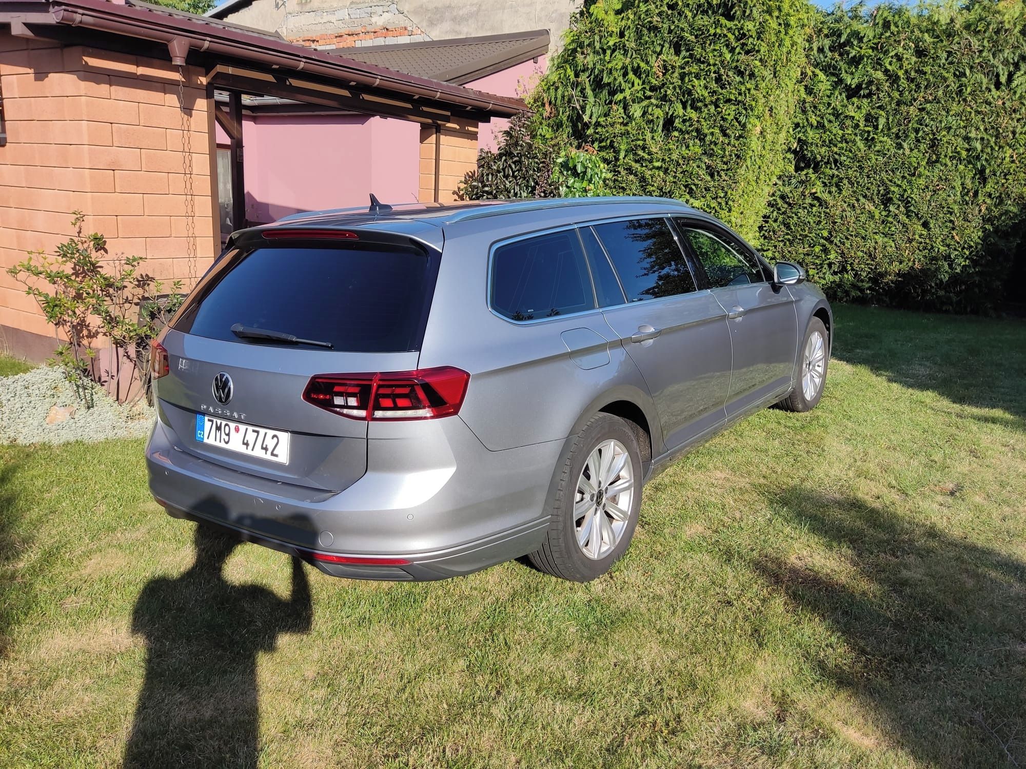 Volkswagen Passat, 2.0 TDI, 110kW - fotka 6