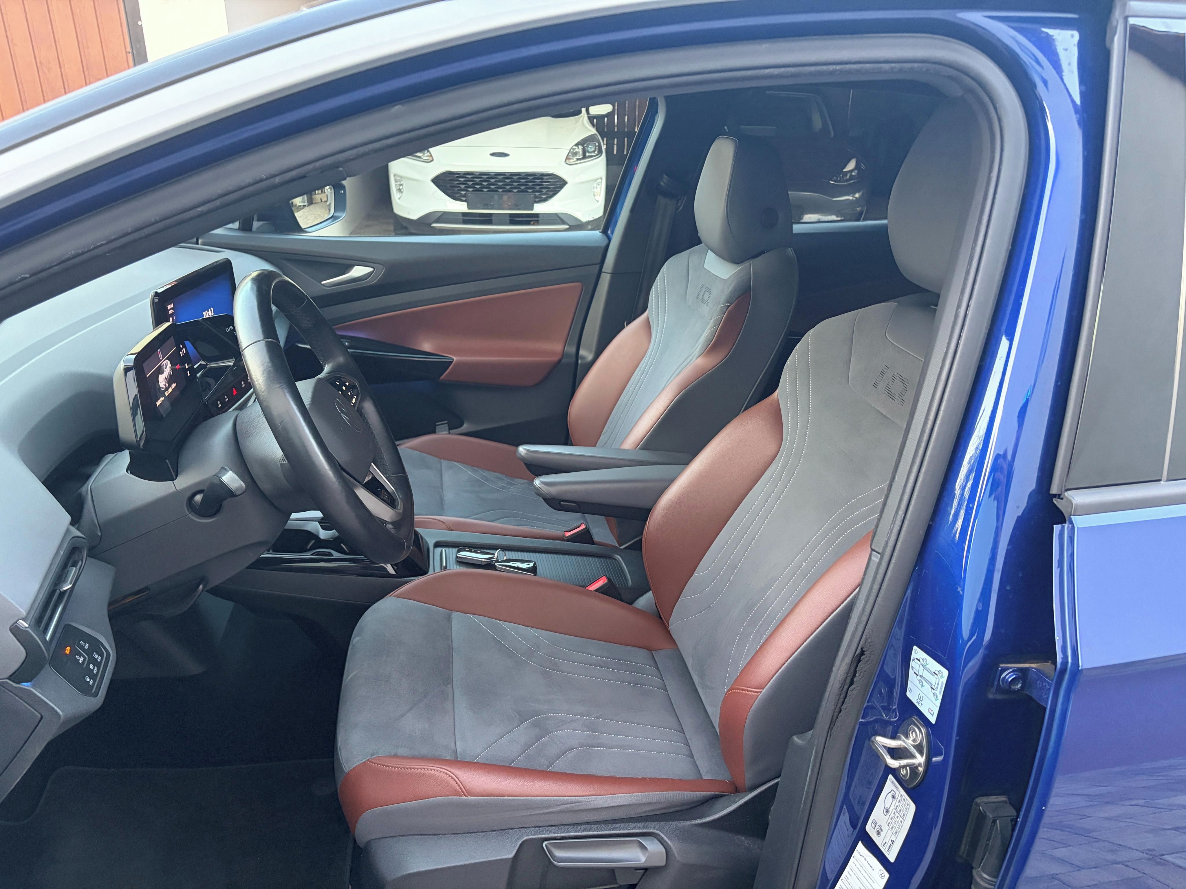 Volkswagen ID.4, 1st.77kwh, SOH 93%,t. cerpadlo - fotka 5