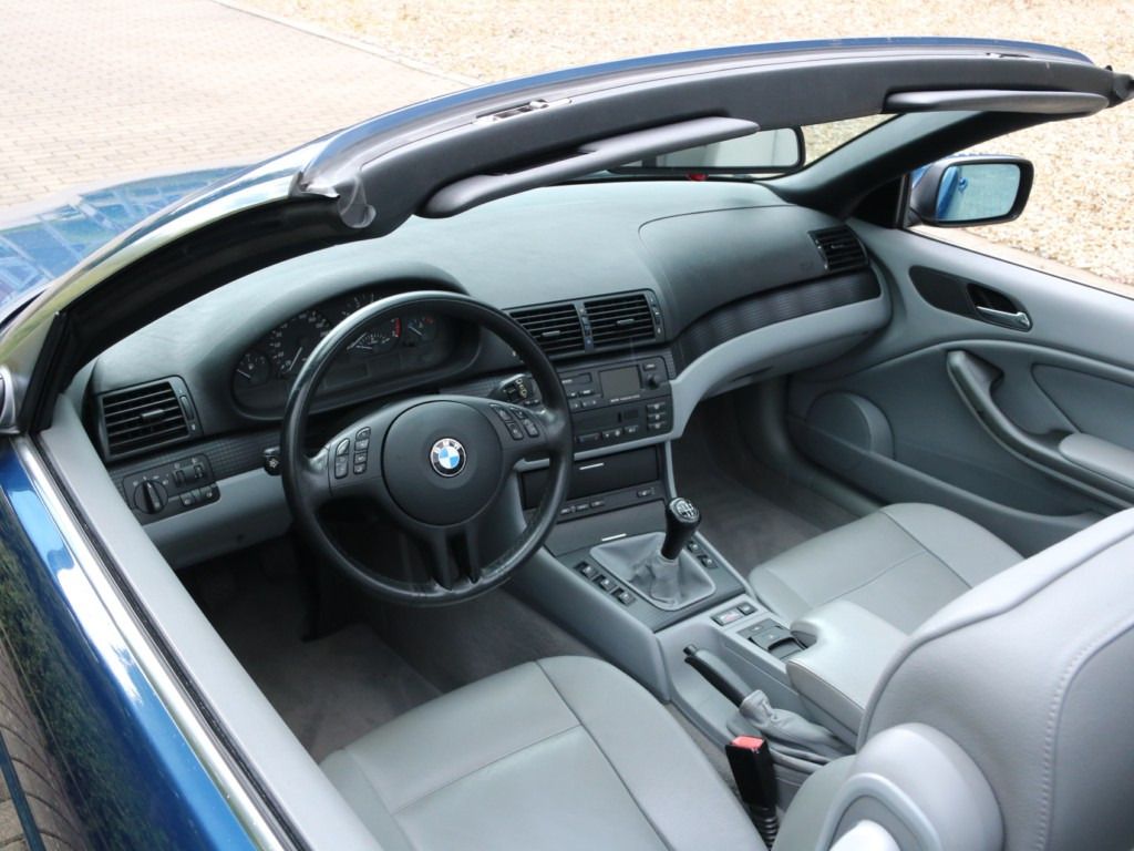 BMW Řada 3, 325Ci E46 141kW - fotka 6