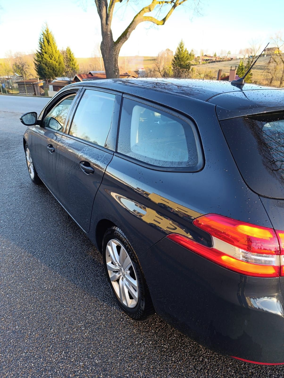 Peugeot 308, 1.6 tdi - fotka 2