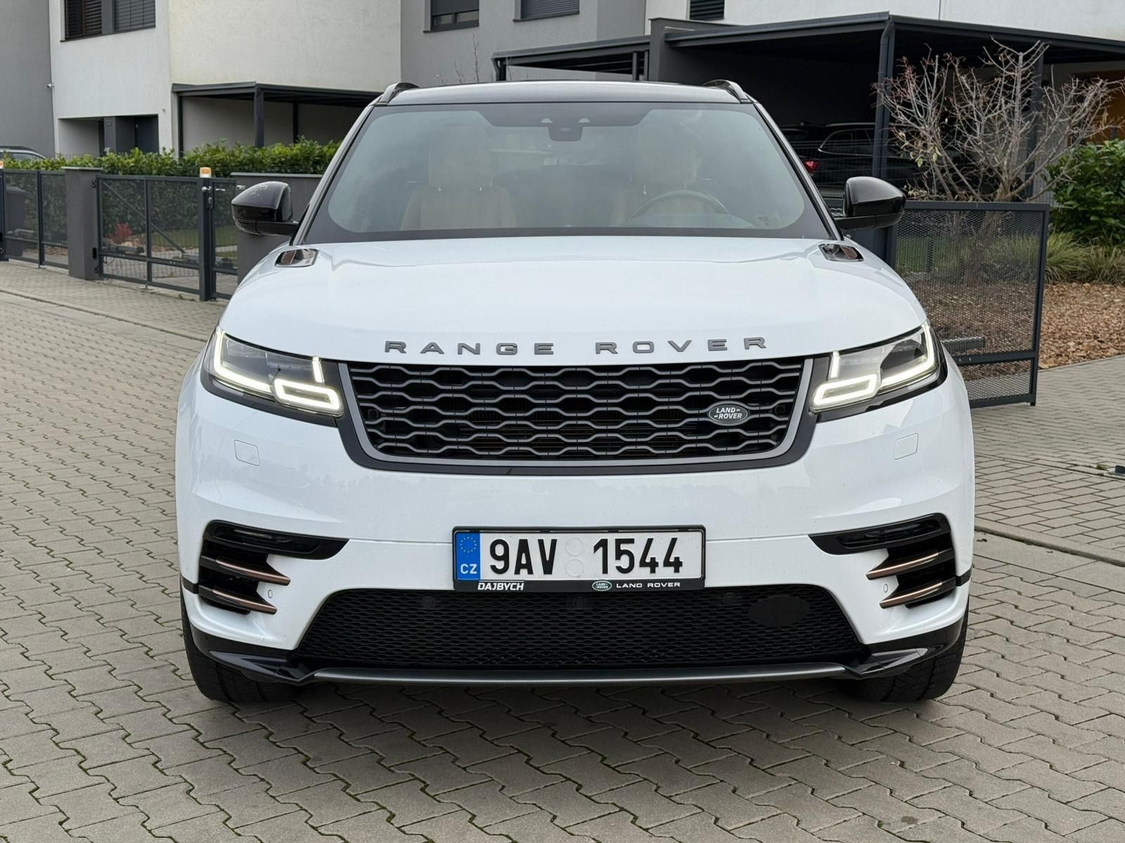 Land Rover Range Rover Velar, R-Dynamic P250 4x4 CZ tažné - fotka 5