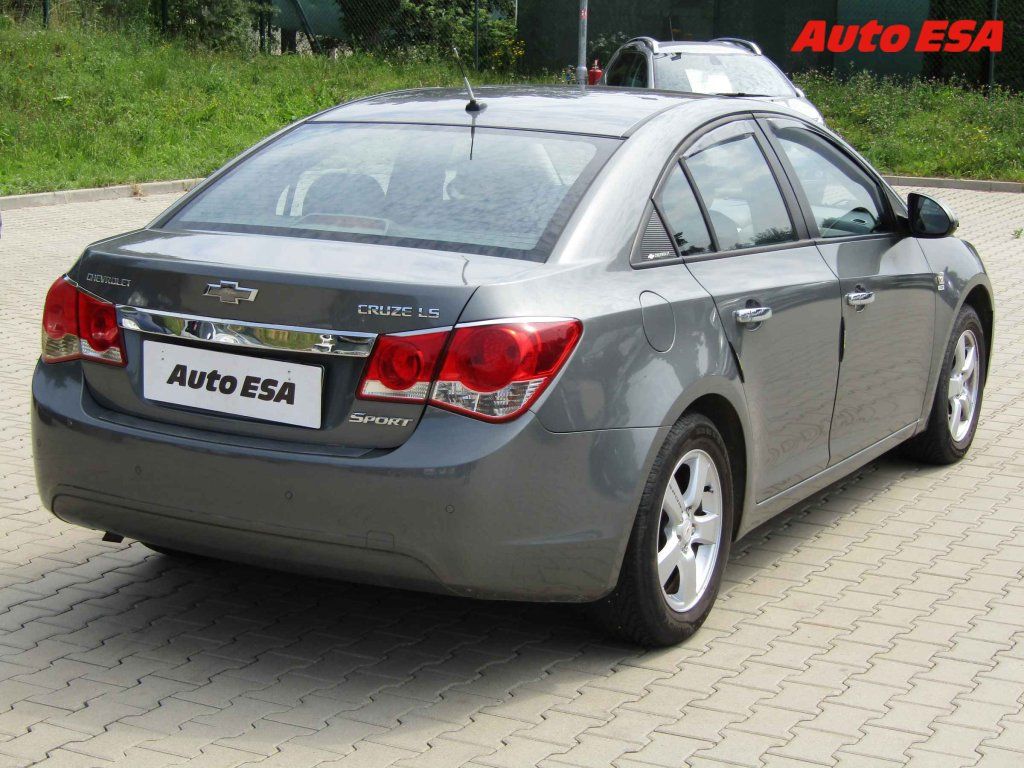 Chevrolet Cruze, 1.6i - fotka 4