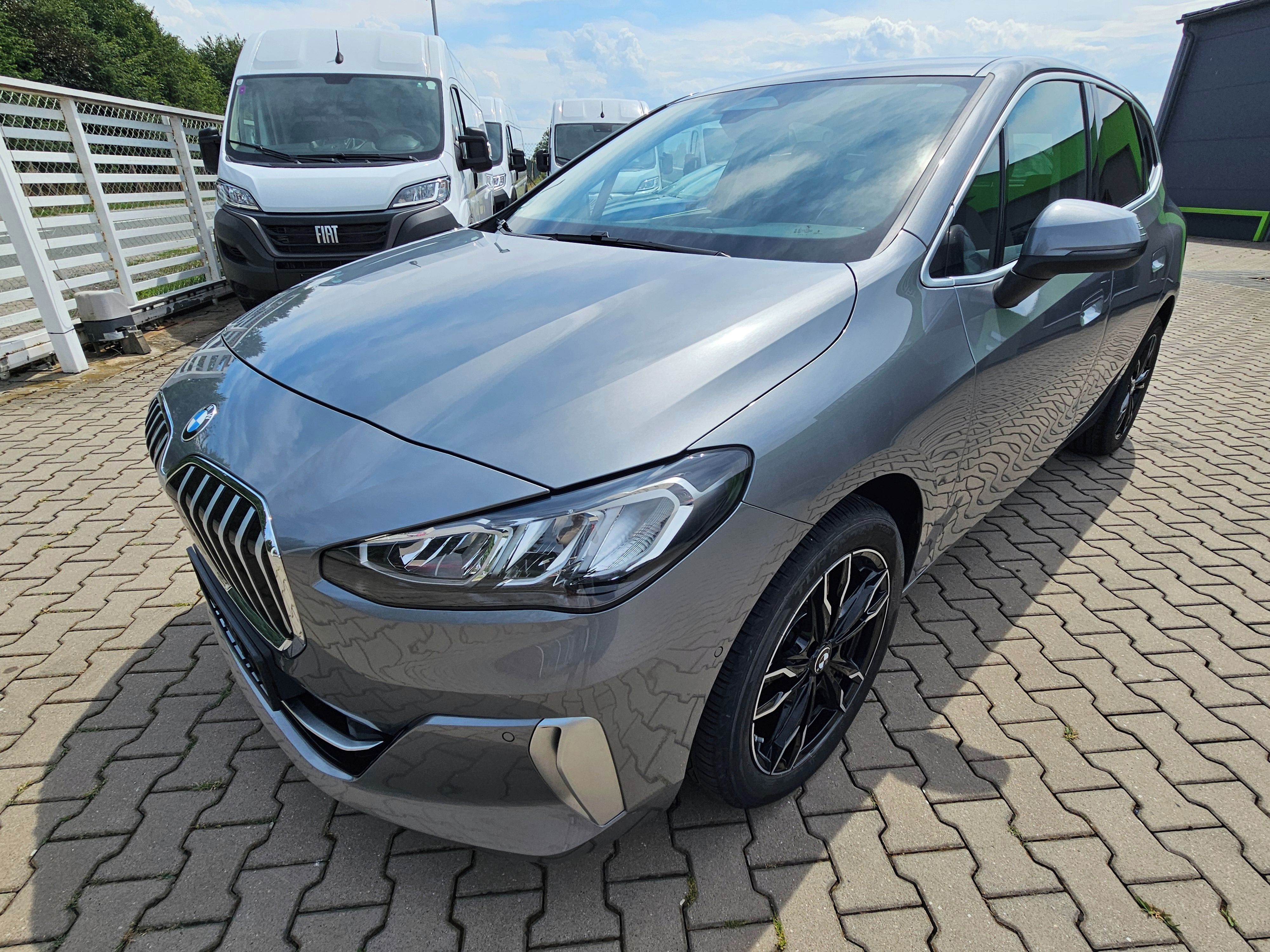 BMW Řada 2, 218i Active Tourer Luxury Line - fotka 6