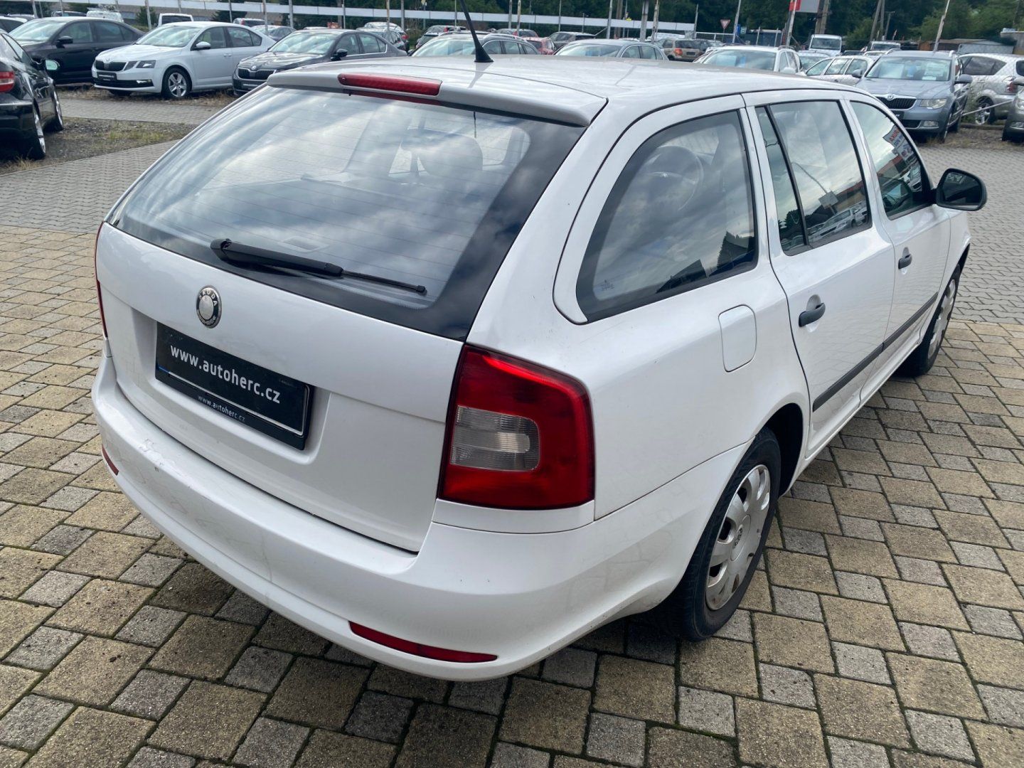 Škoda Octavia, II Kombi 1.6 75kW - fotka 4