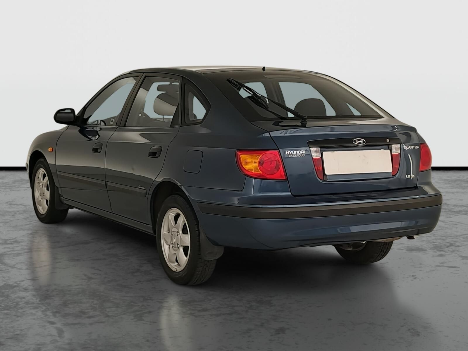 Hyundai Elantra, 1.6, Serv.kniha, po STK - fotka 5