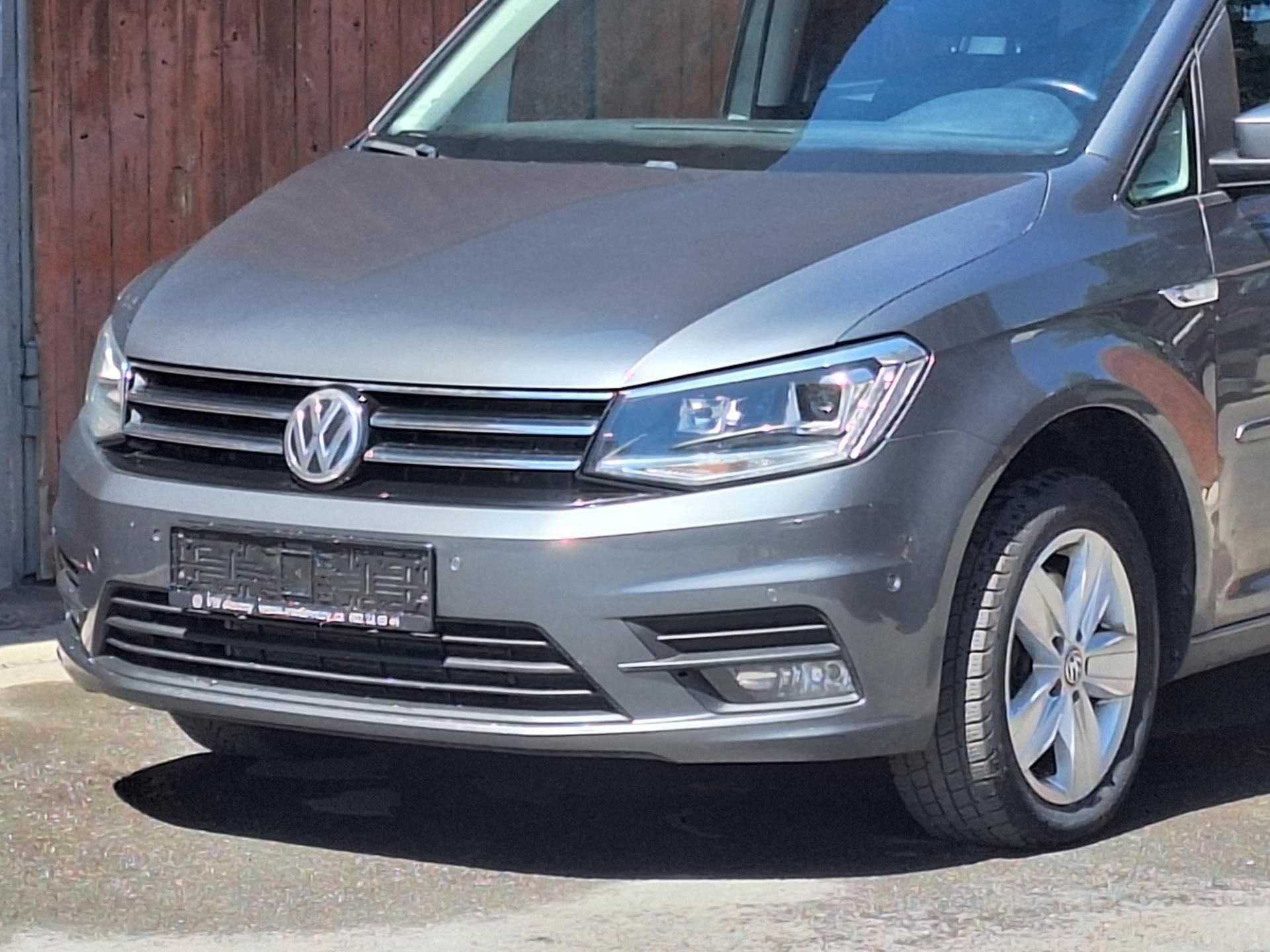 Volkswagen Caddy, MAXI 2,0TDi 7míst DSG HIGHLINE - fotka 3