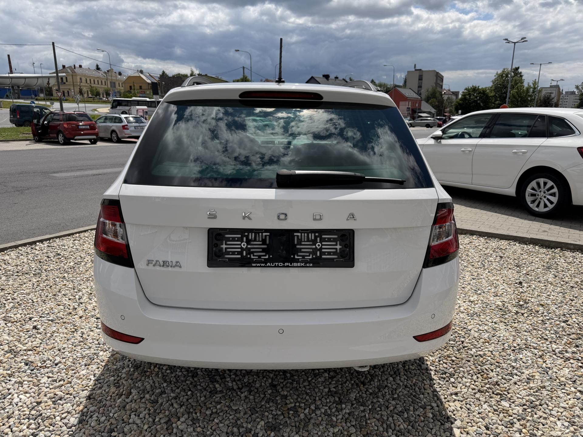 Škoda Fabia, Com.III 1,0 TSi/70kW -Ambition - fotka 6
