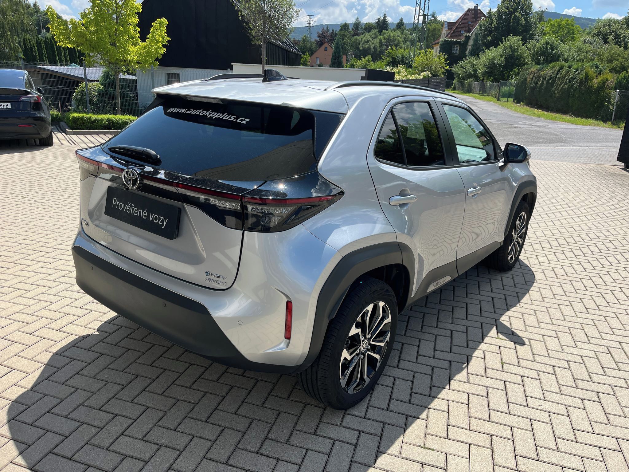 Toyota Yaris Cross, 1.5 Hybrid e-CVT 4x4 Style - fotka 6