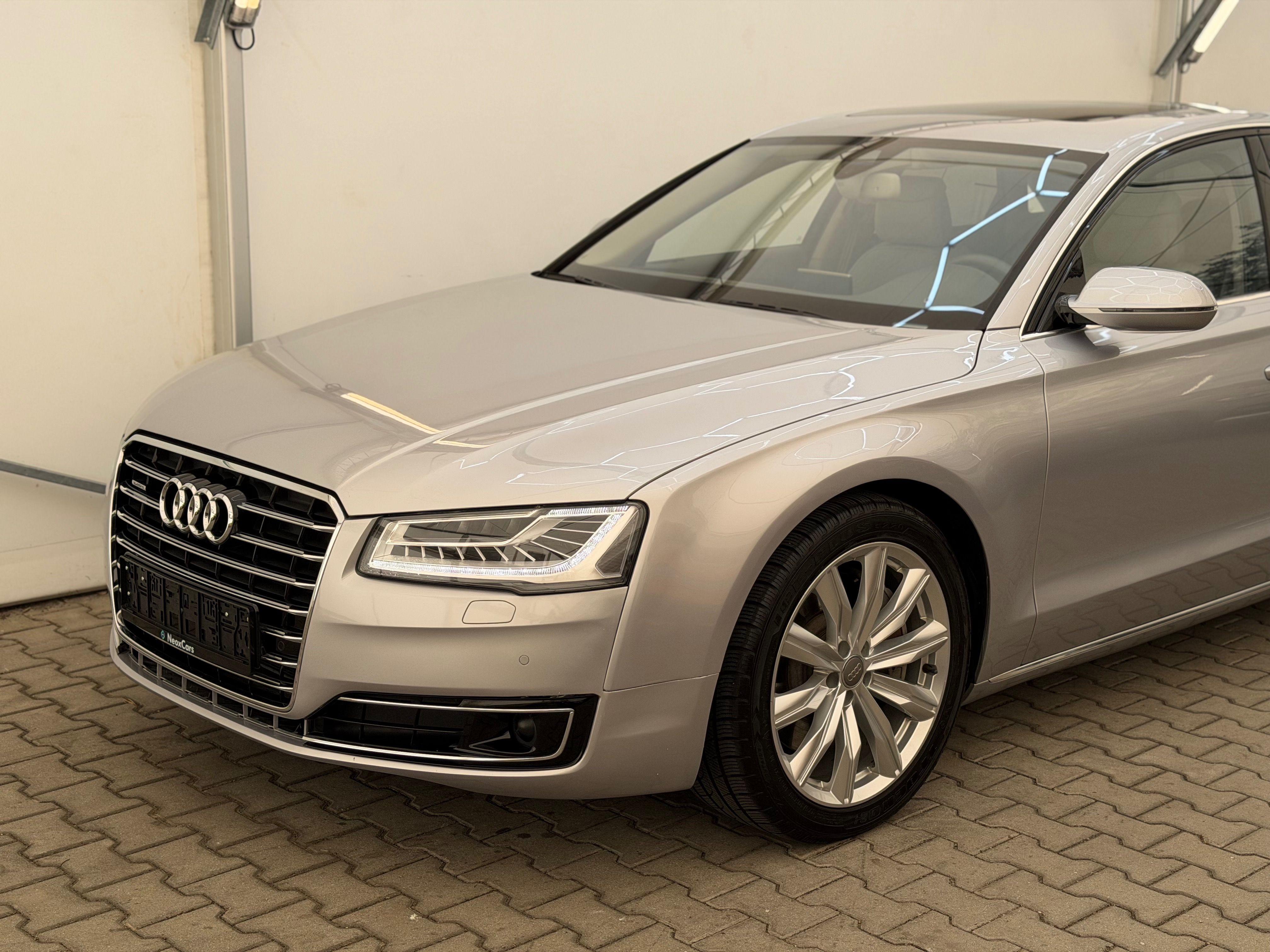 Audi A8, 4.2TDi,V8,283kW,Matrix,Vzduch - fotka 3