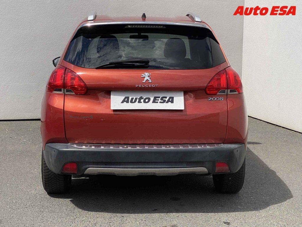 Peugeot 2008, 1.2PT,Style,navi - fotka 5