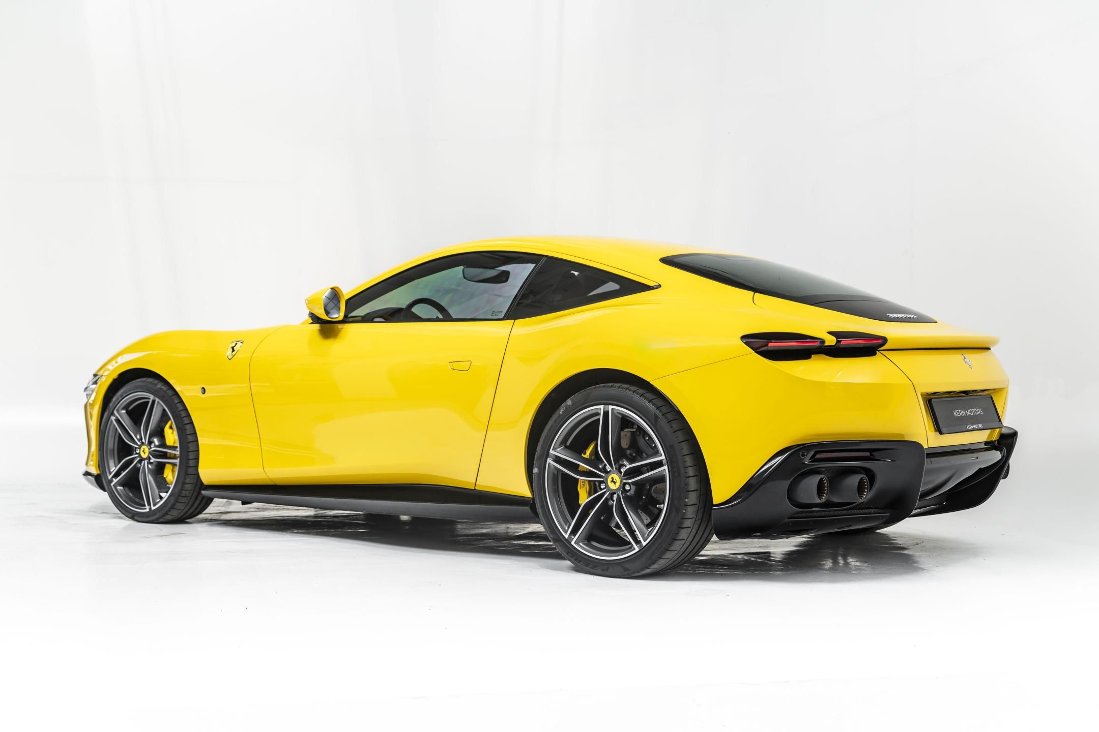 Ferrari Roma, Giallo modena*krásná výbava - fotka 5