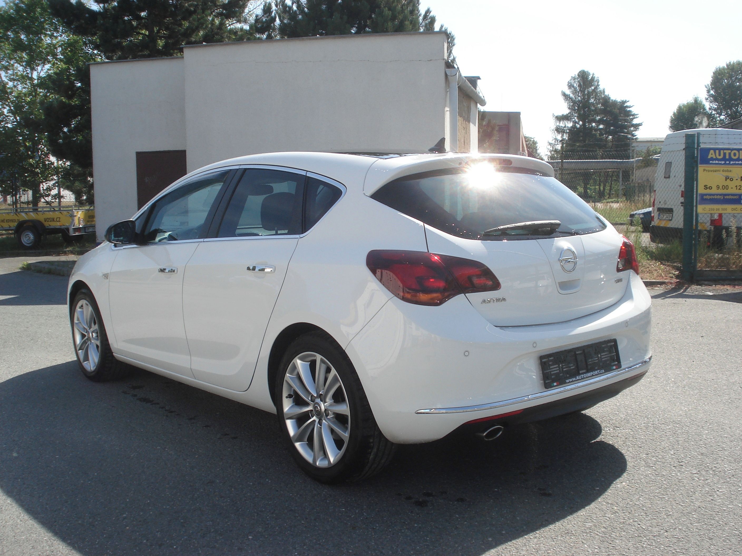 Opel Astra, 2.0 CDTi SPORT COSMO - fotka 4