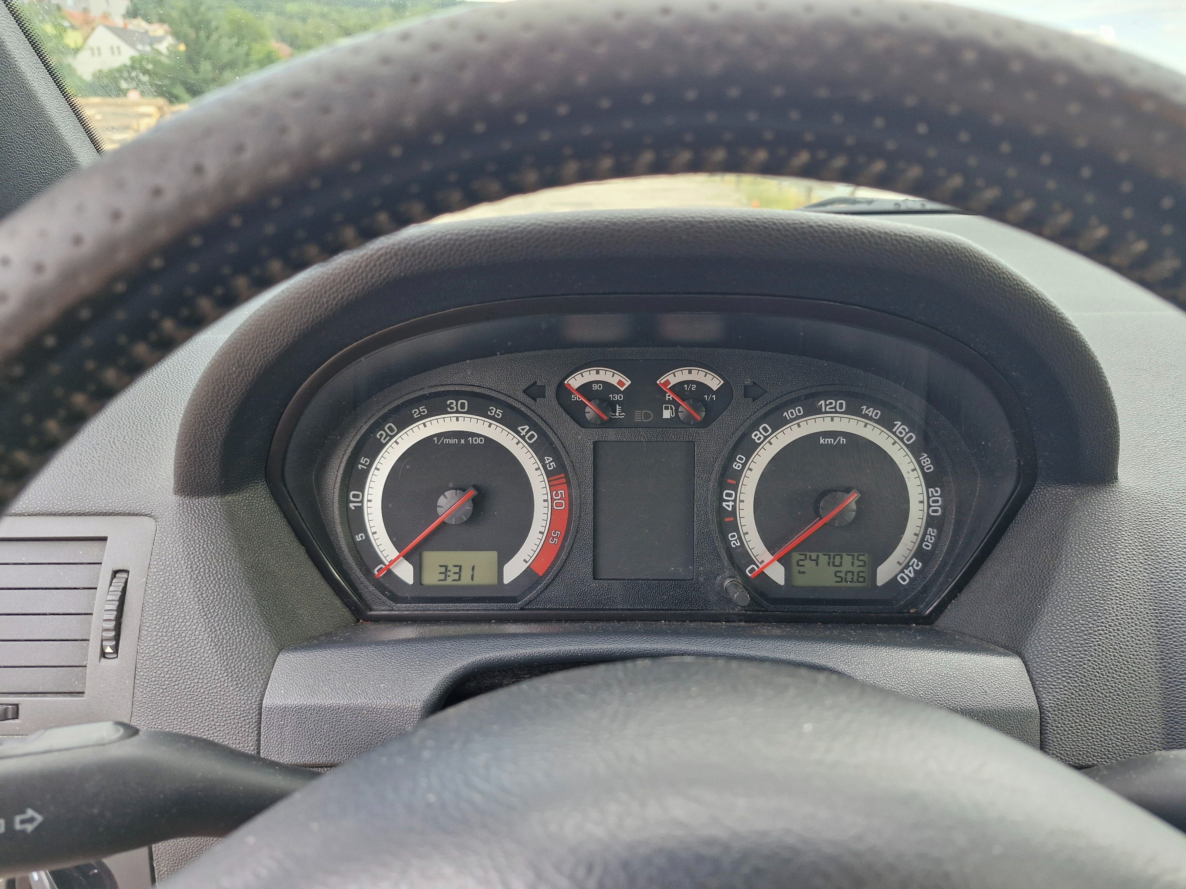 Škoda Fabia, RS 1.9 TDI - fotka 2