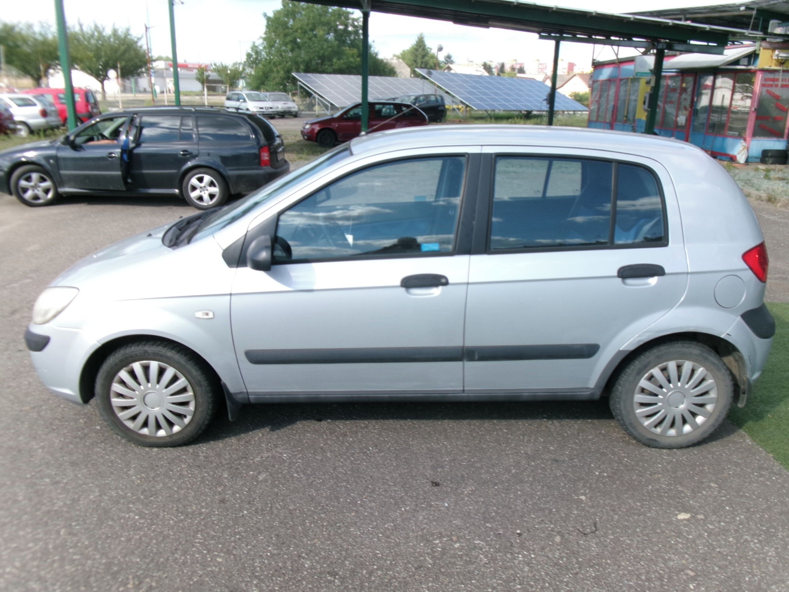 Hyundai Getz, 1.1i CZ,2.maj.klima - fotka 4