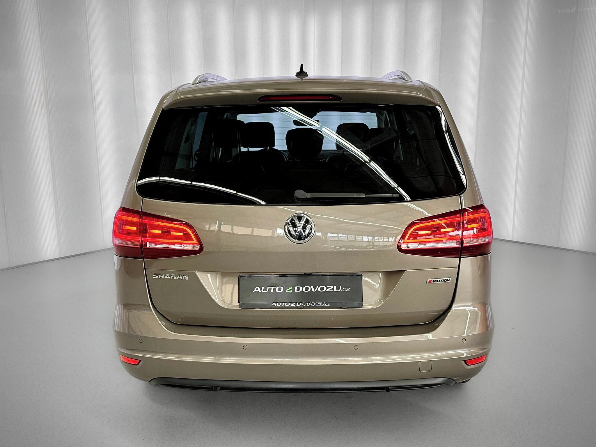 Volkswagen Sharan, 2.0TDI 130KW 4MOTION HIGHLINE, - fotka 6