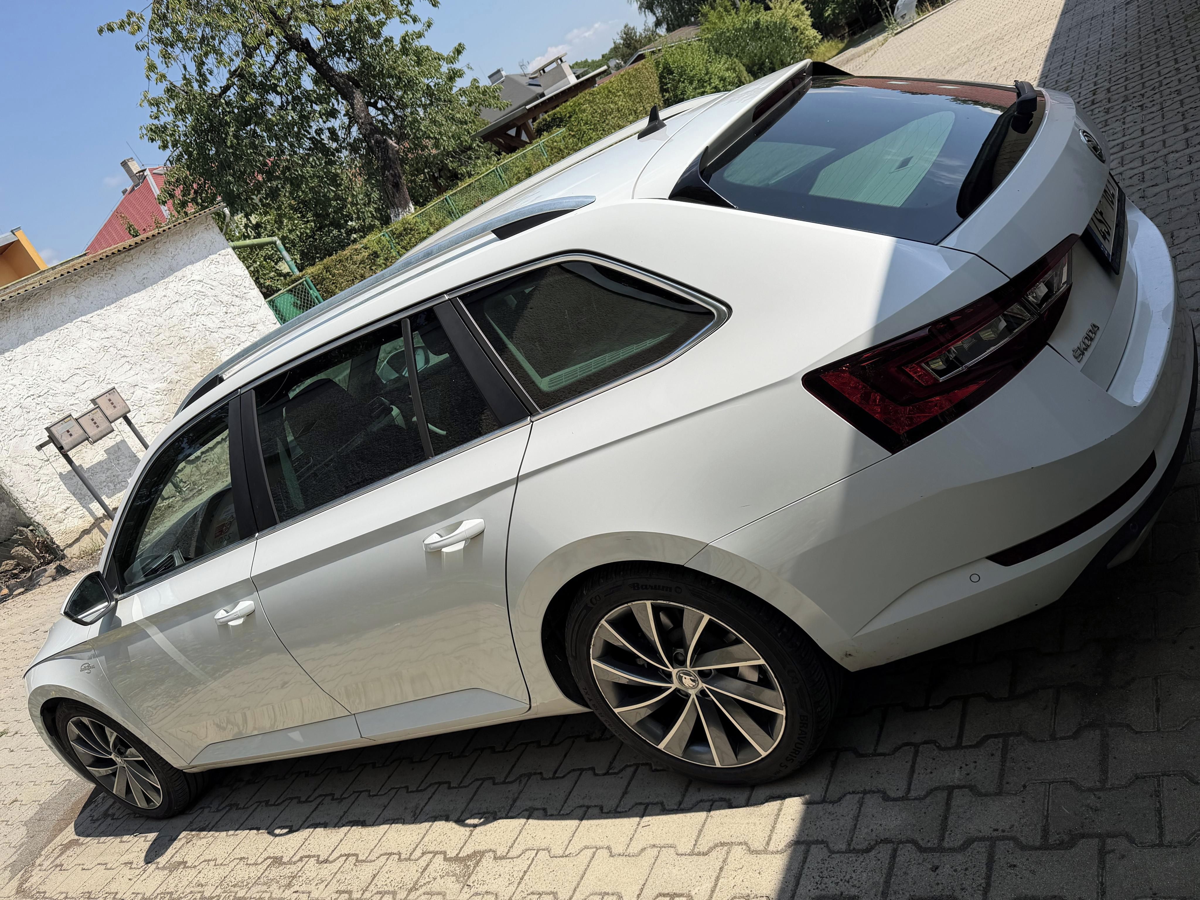 Škoda Superb, 2.0 TSI , 162 kw - fotka 3