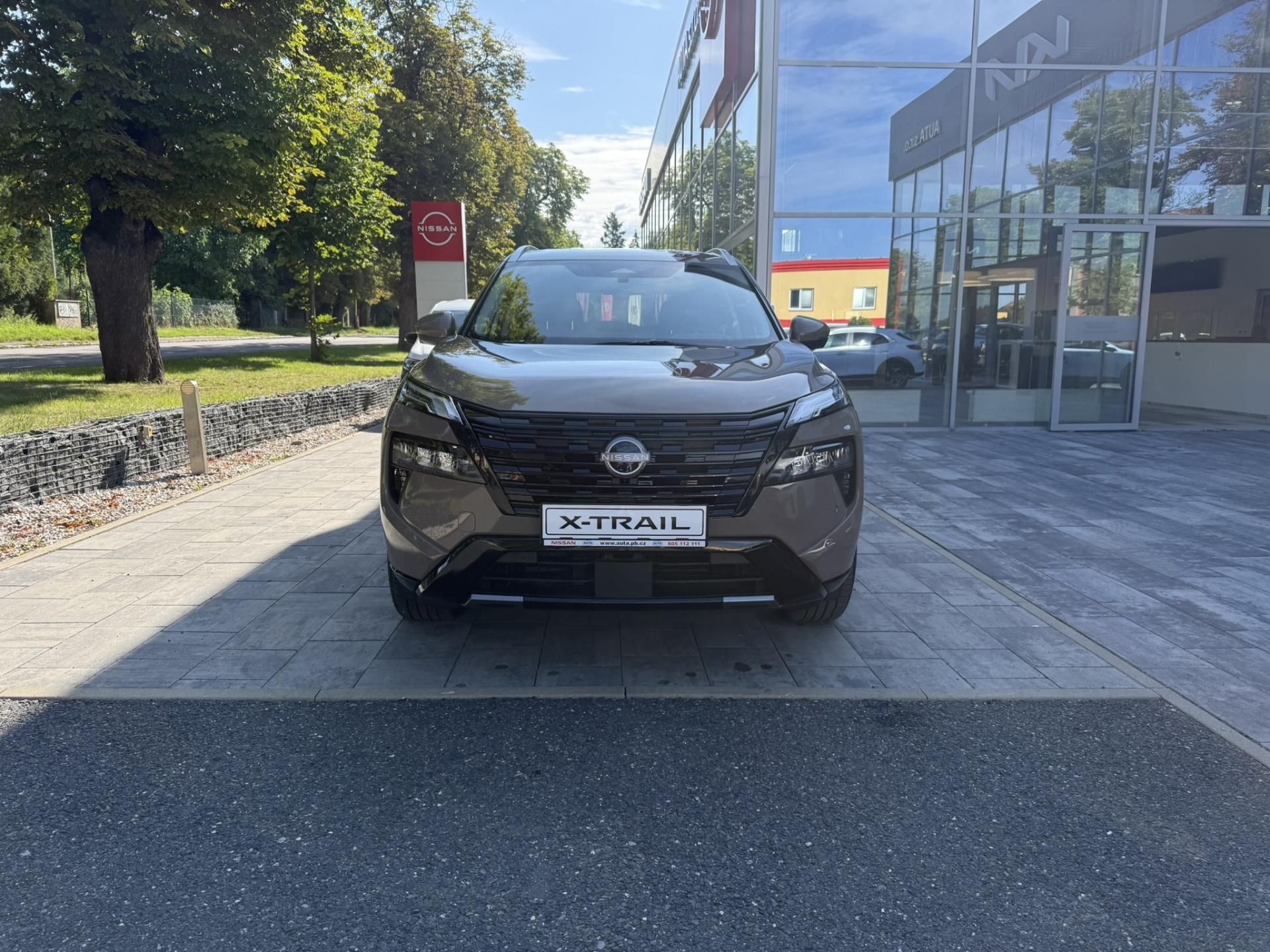 Nissan X-Trail, e-POWER,e-4O, 4WD, TEKNA, BOSE - fotka 2