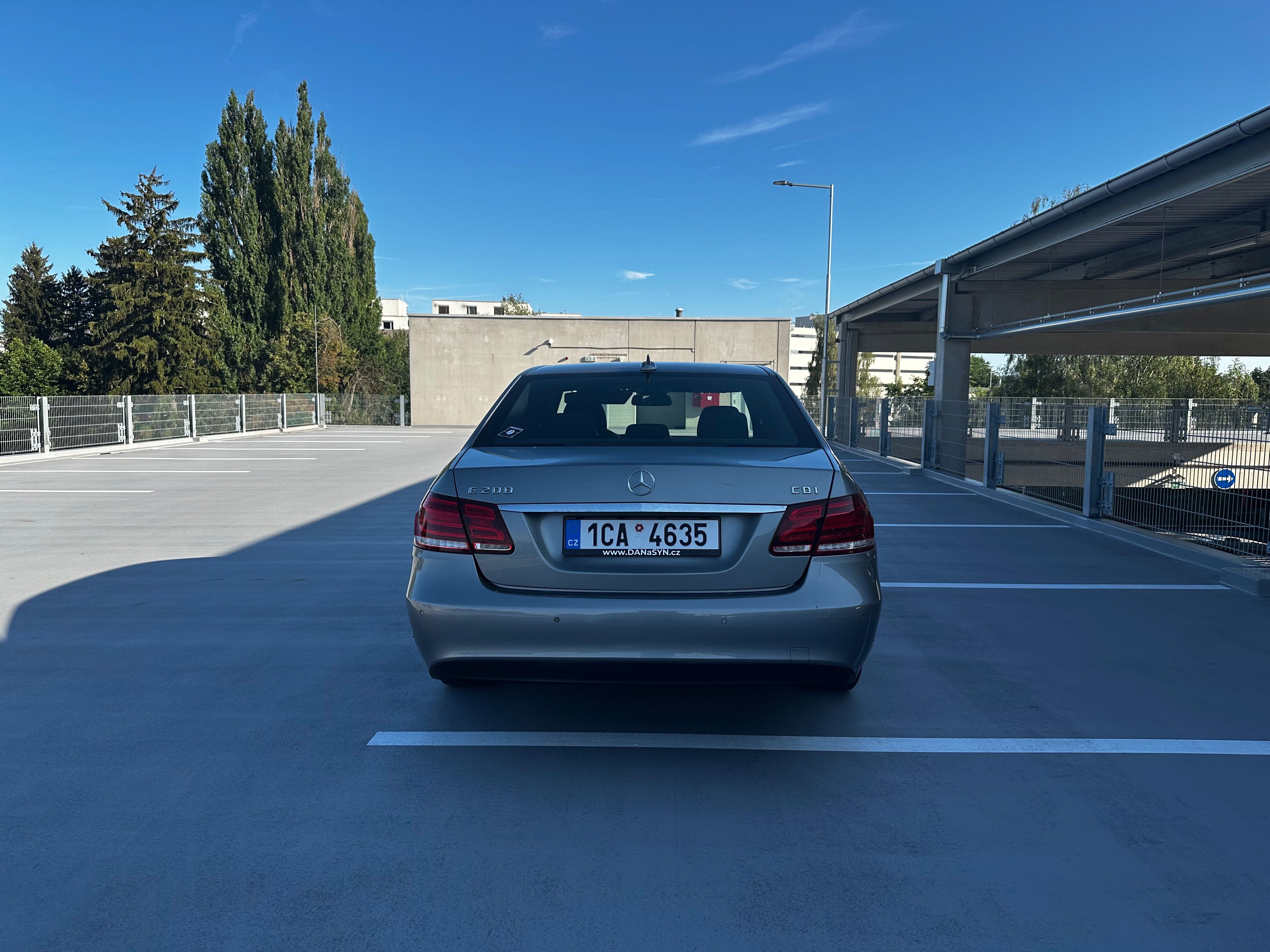 Mercedes-Benz Třídy E, 200 CDI nová zadní nápravnice - fotka 5