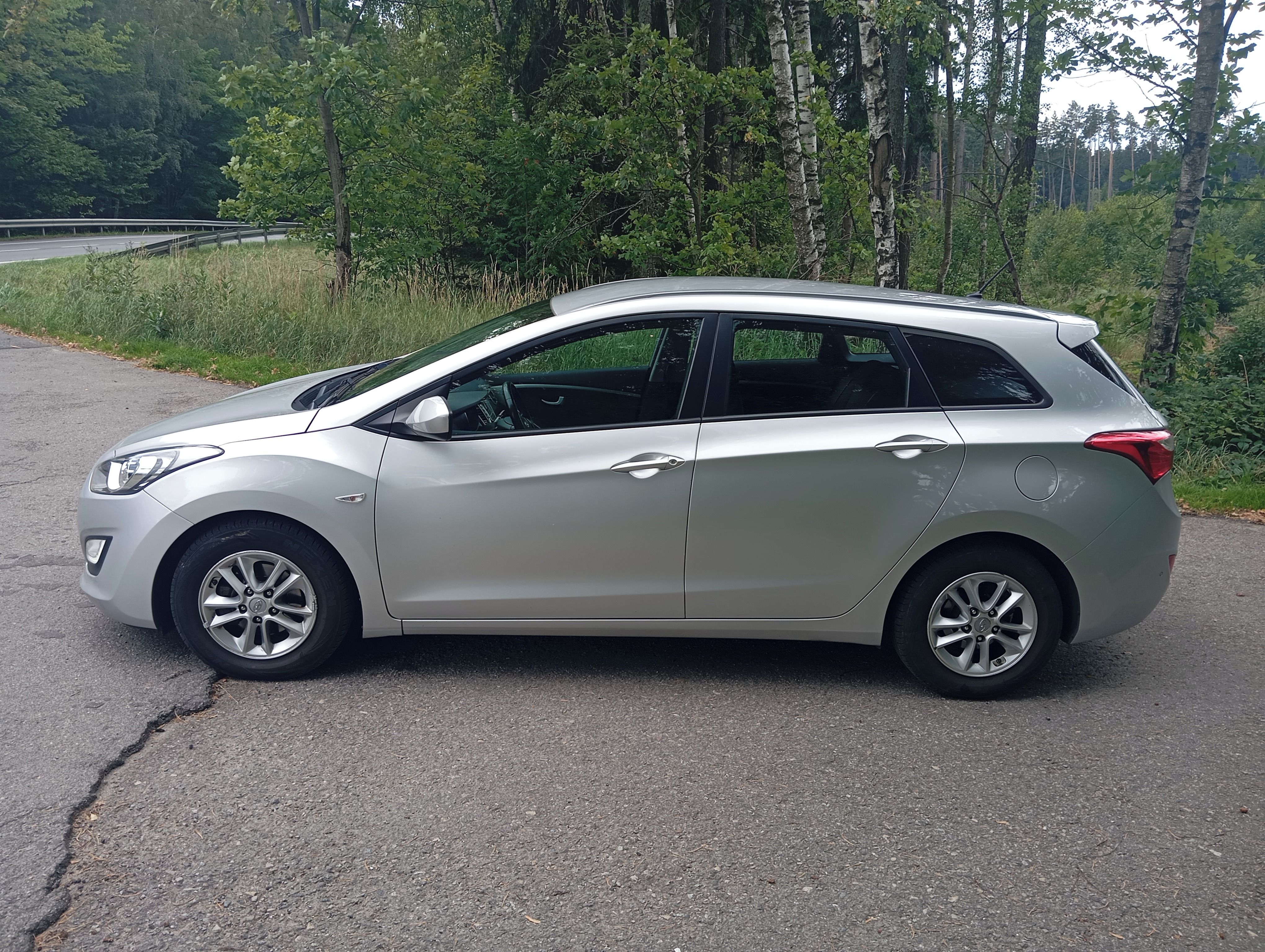 Hyundai i30, I30 169000km odpočet DPH - fotka 2
