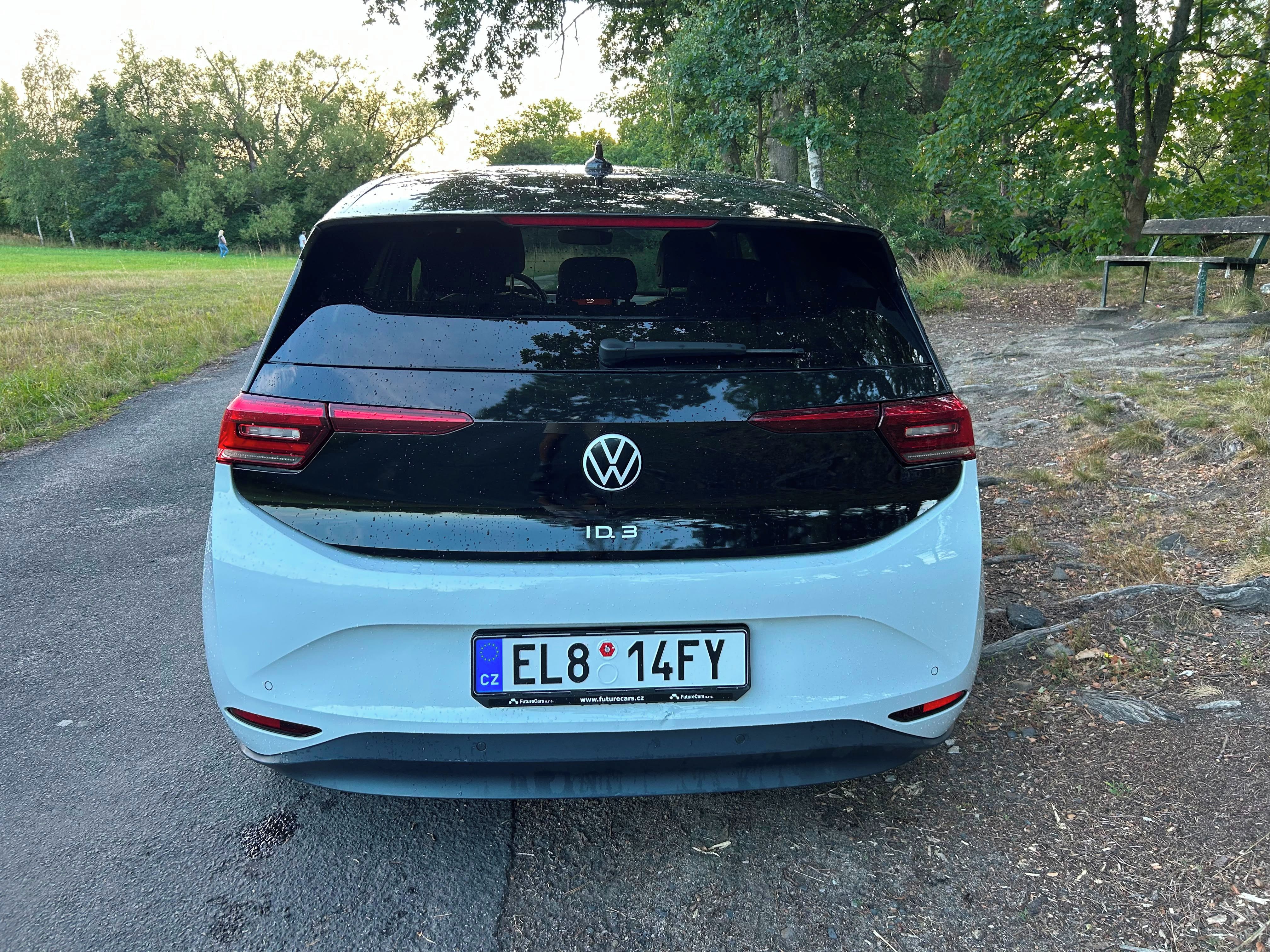 Volkswagen ID.3, 150 kW, 62 kWh, TAŽNÉ, SOH 94% - fotka 4