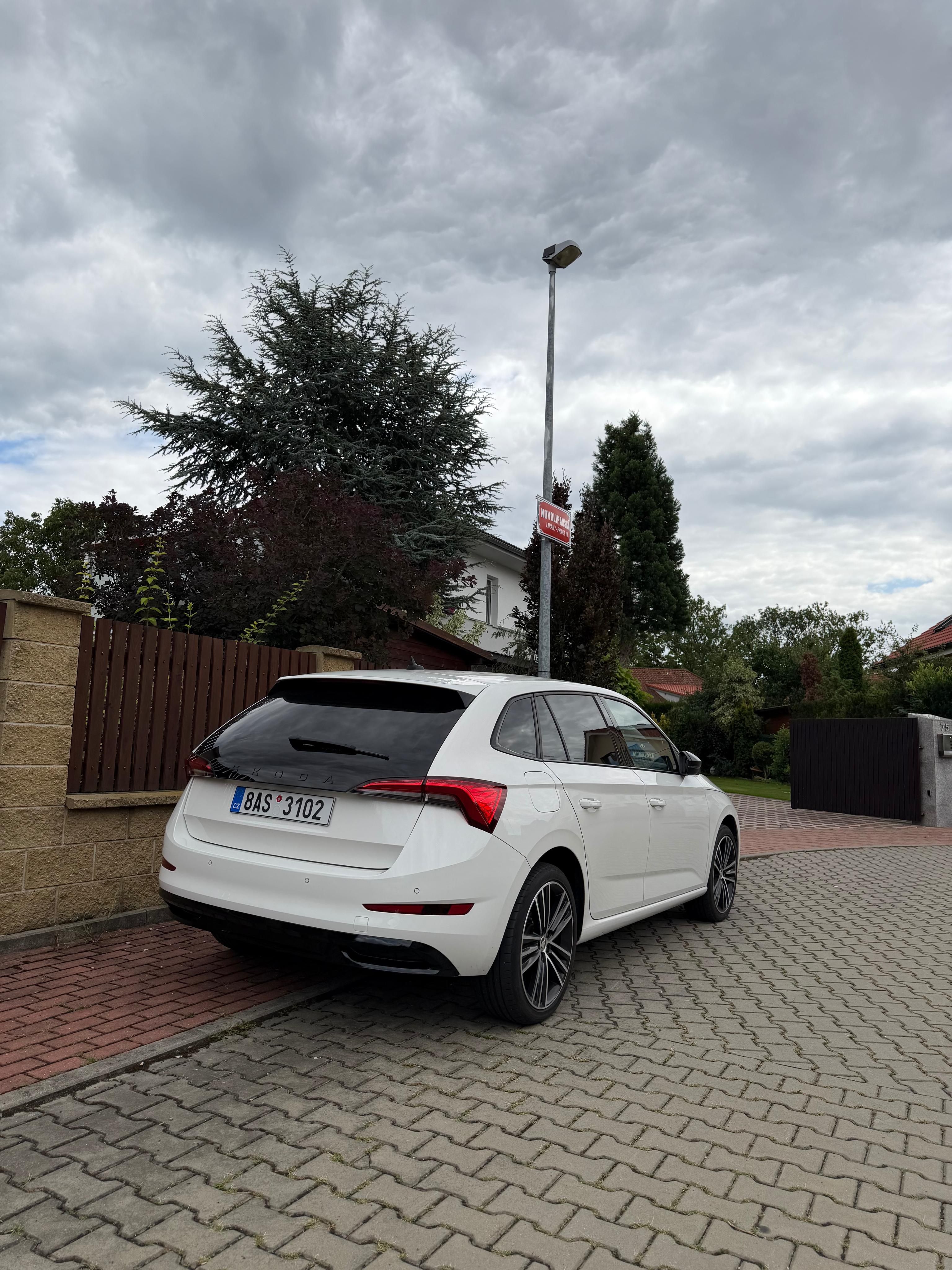 Škoda Scala, 1.0tsi style - fotka 3