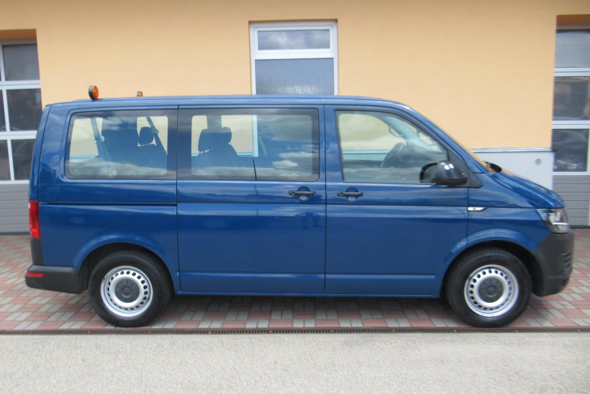 Volkswagen Transporter, T6 2.0TDI KLIMA EL.DVEŘE 9MÍST - fotka 3