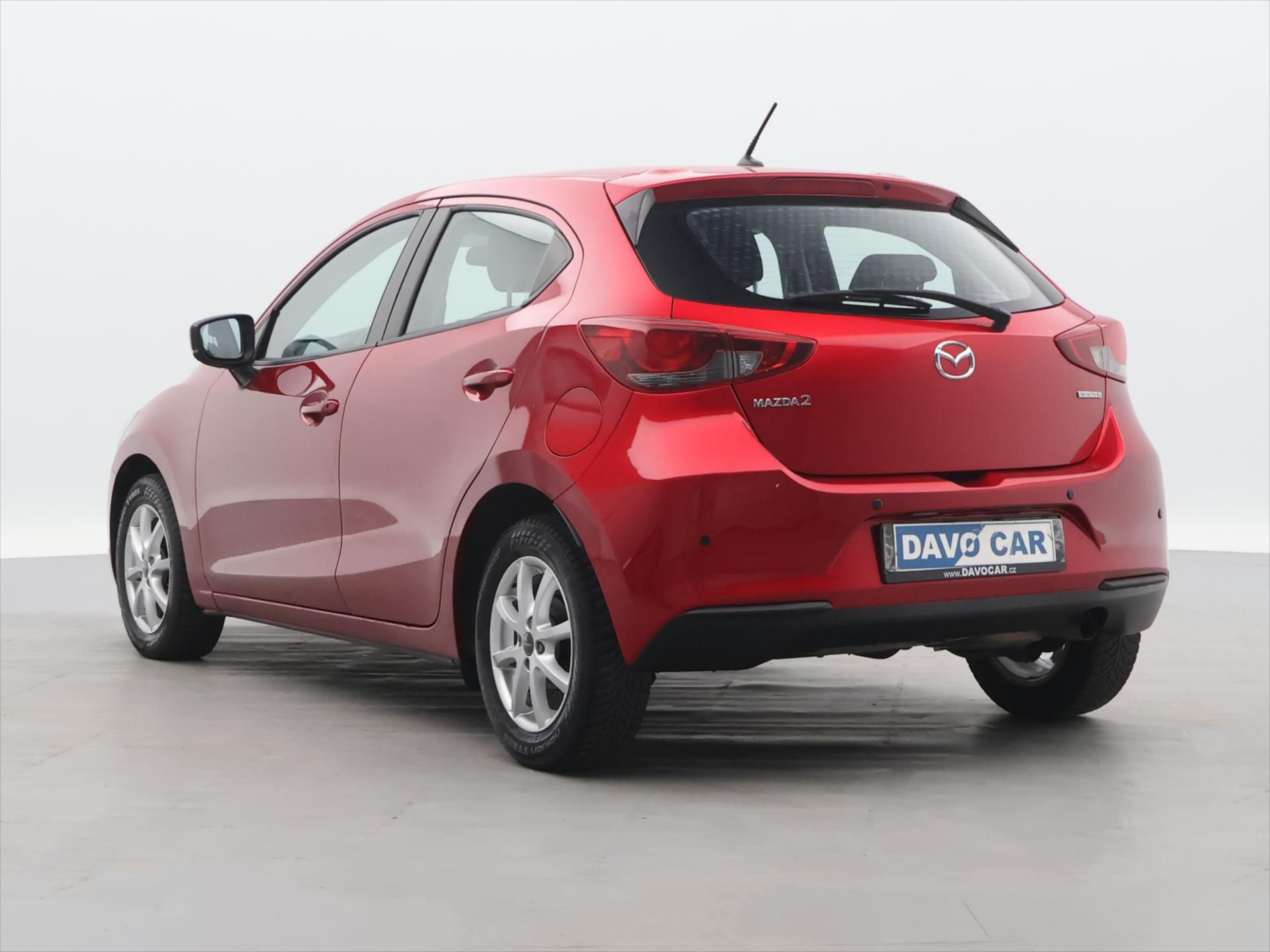 Mazda 2, 1,5 Skyactiv-G 66kW REVOLUTION - fotka 5