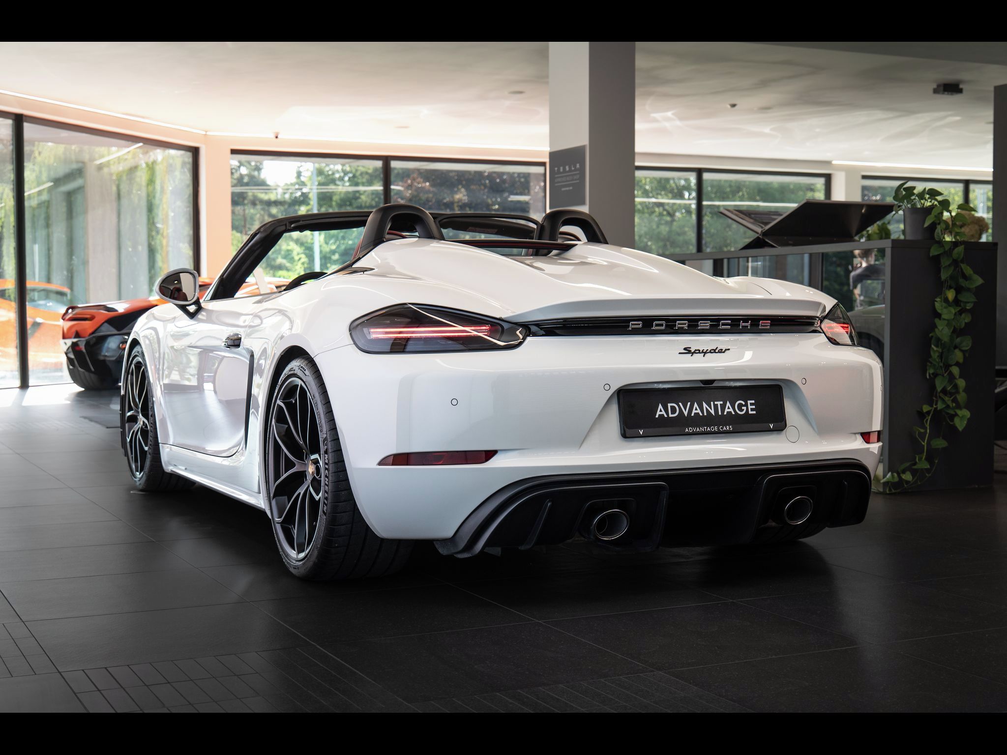 Porsche 718, 718 Spyder PCCB/PPF/Záruka/Bos - fotka 4