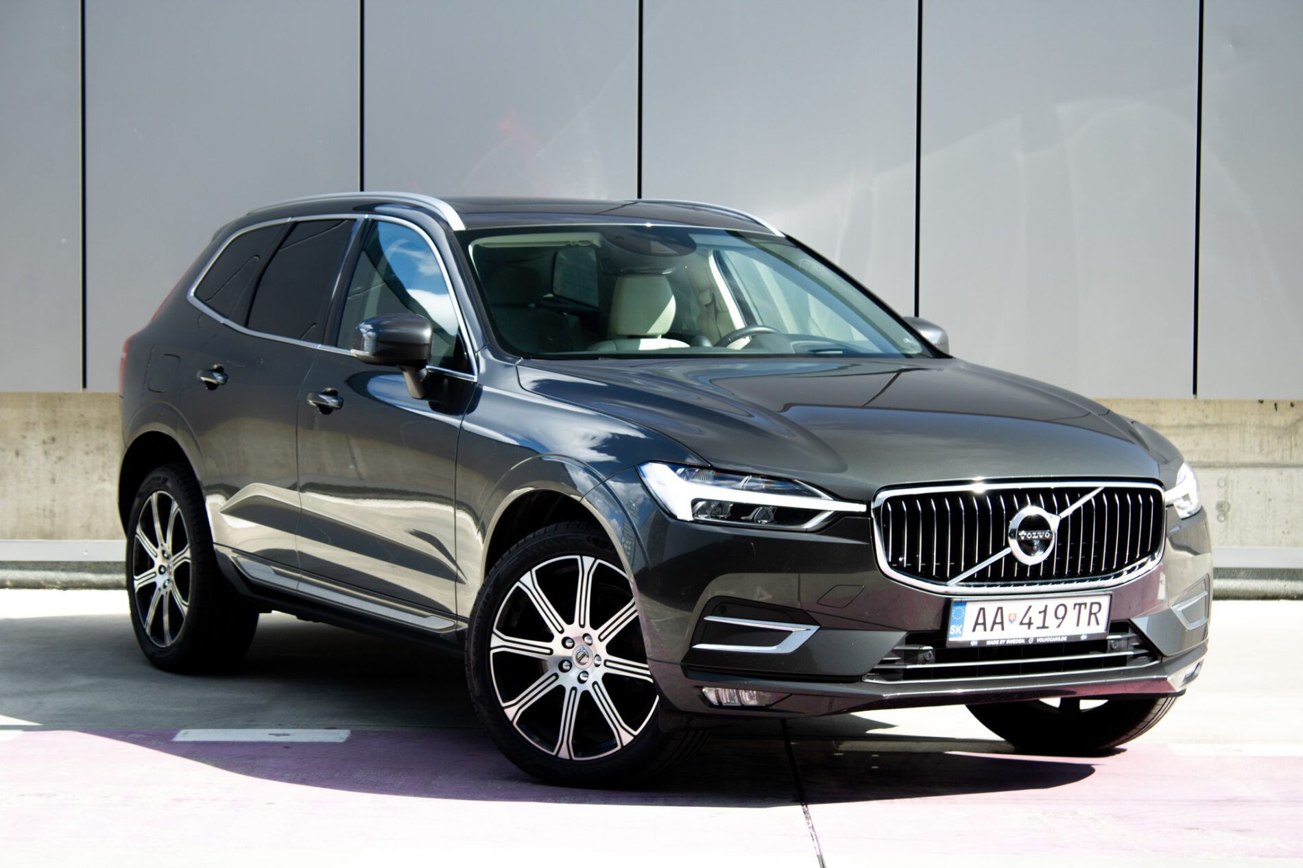 Volvo XC60 - fotka 3