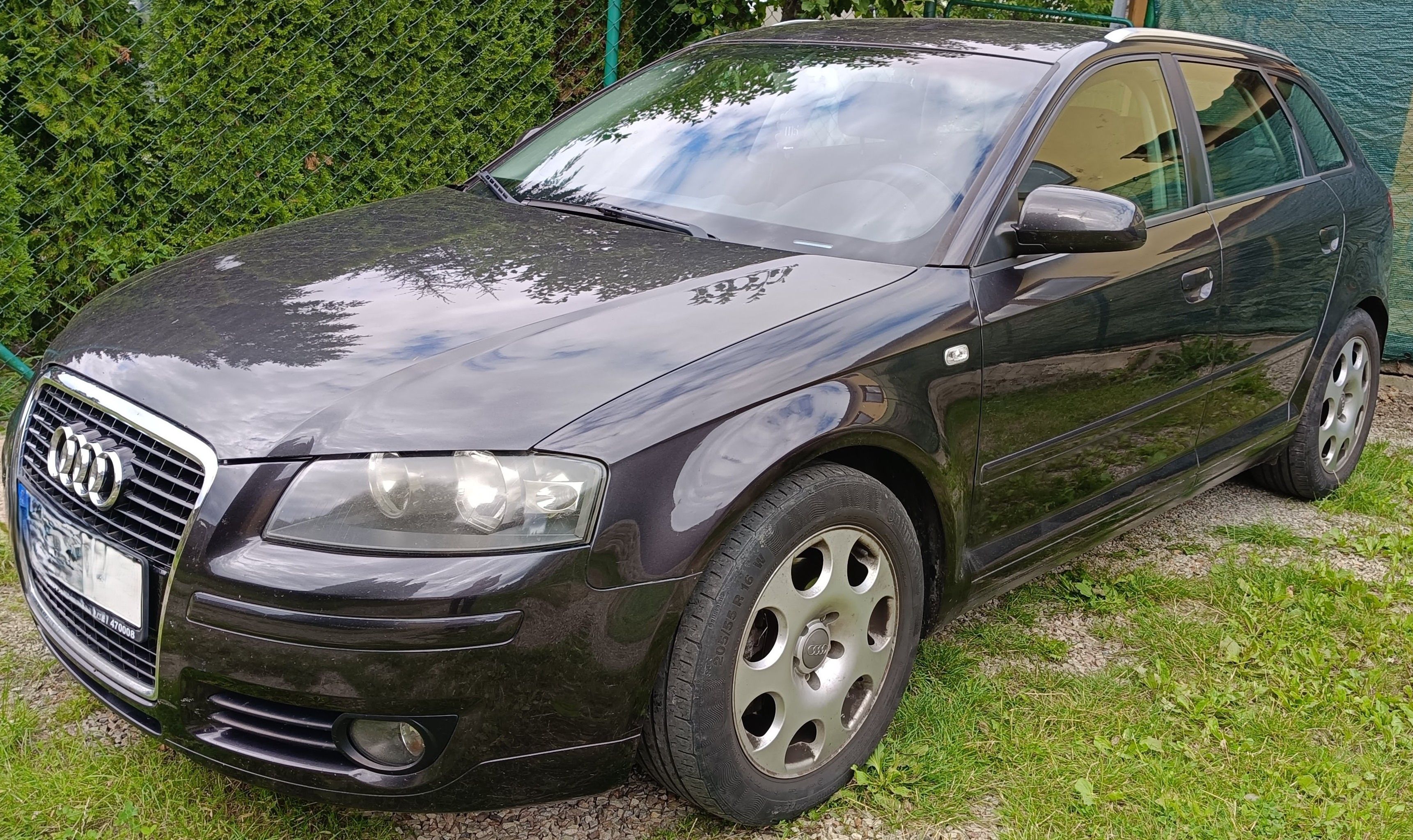 Audi A3, 2.0 FSI Sportback - fotka 4
