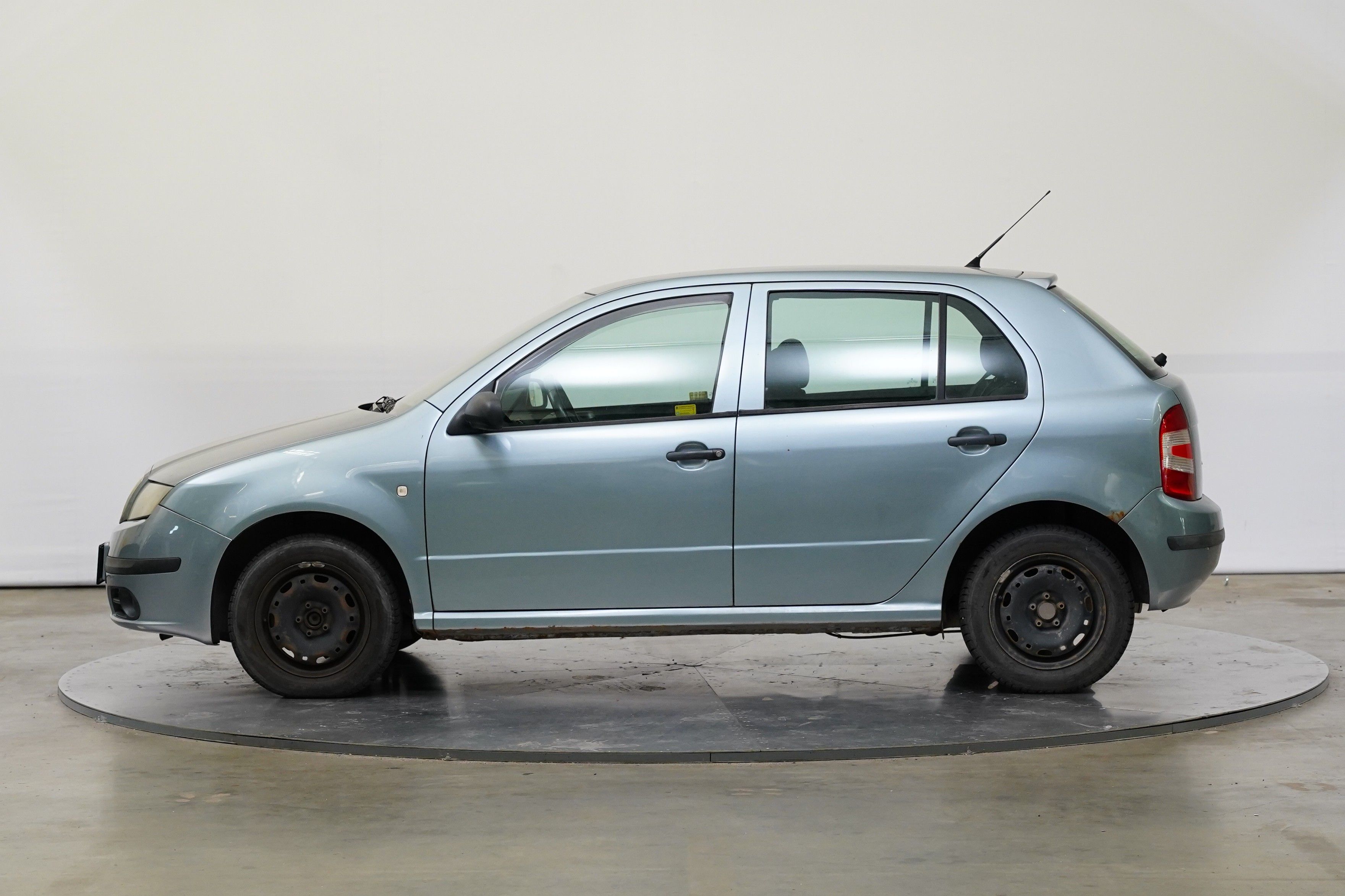 Škoda Fabia, 1.2 HTP 40 kW Classic - fotka 3